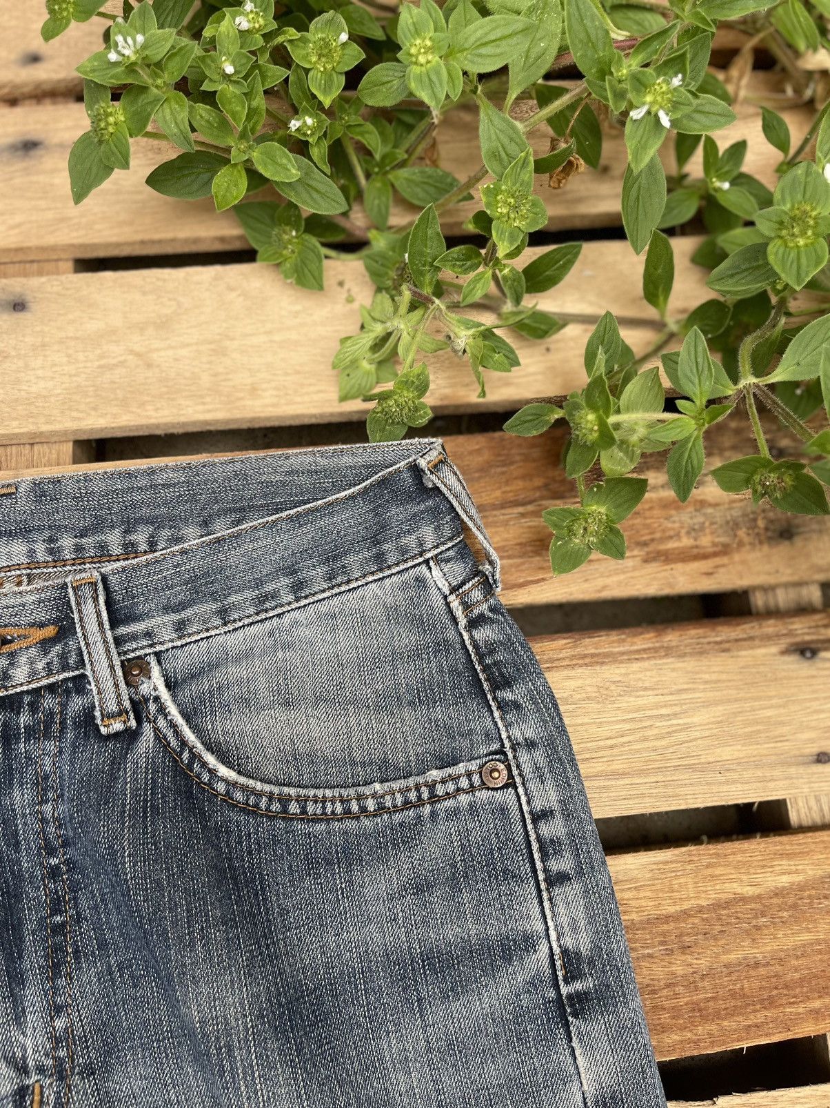Edwin Vintage Edwin 503 Straight Cut Distressed Faded Jeans Size US 29 - 9 Thumbnail