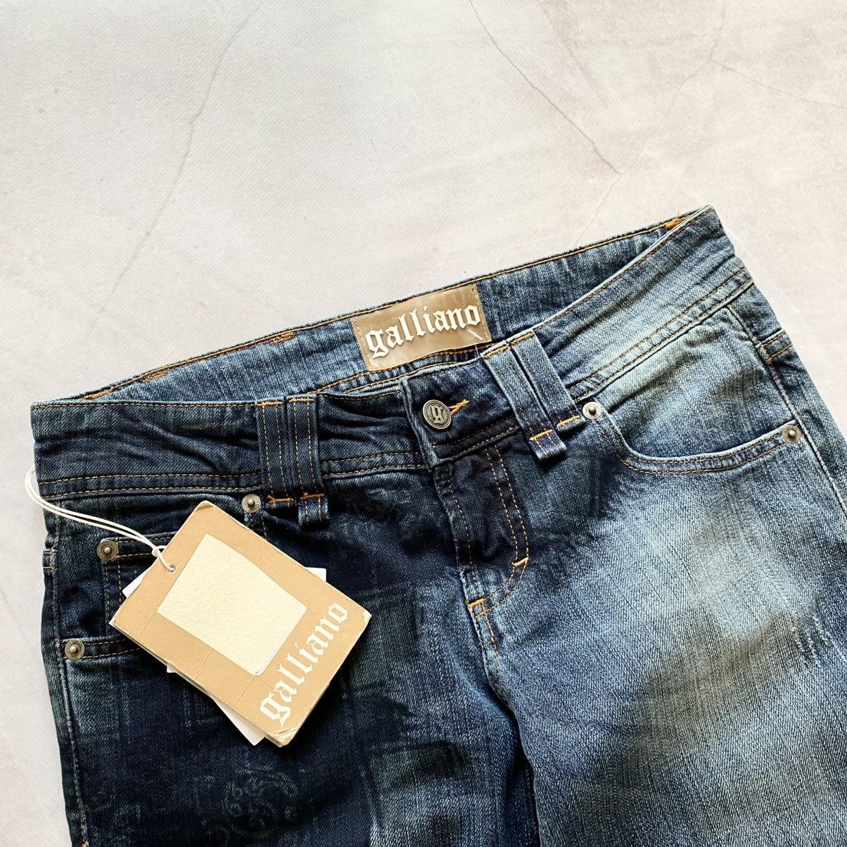 John Galliano NEW Galliano Distressed Painted Stripped Logo Jeans Y2K Size 26" / US 2 / IT 38 - 10 Thumbnail