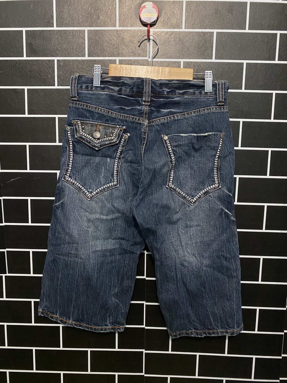 Japanese Brand Japanese brand sirmione jeans short distressed Size US 29 - 1 Thumbnail
