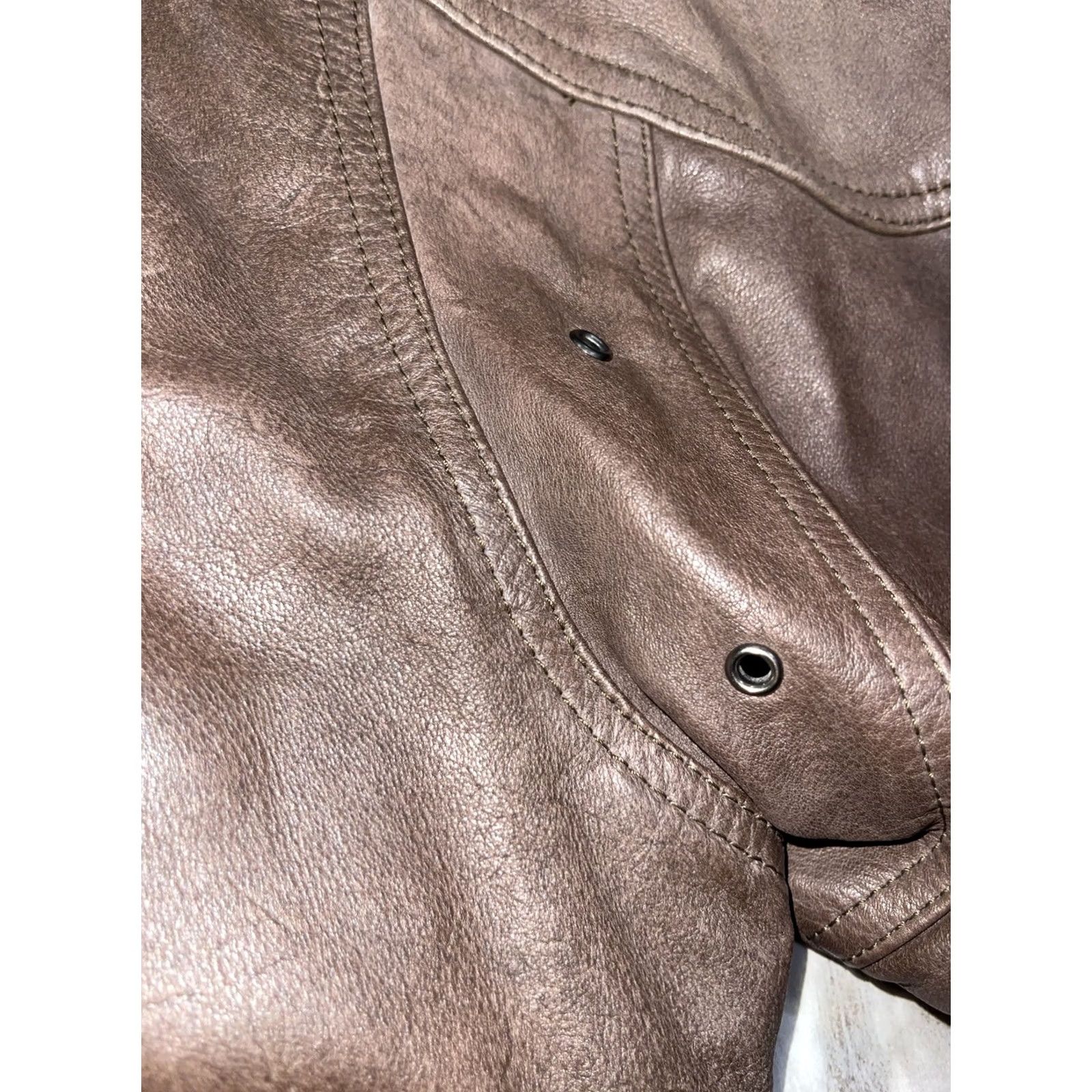 Vintage VINTAGE Reed Leather Bomber Jacket Coat Thinsulate Lined Sz 46 BIG Mens Brown 90s Classic Leather Bomber Zip Snap Pockets Cinch Waist Leather Coat Size US S / EU 44-46 / 1 - 6 Thumbnail