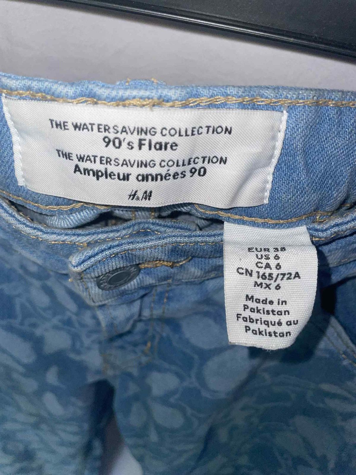 H&M H&M Bleached Jeans (Flaired) Size 28" / US 6 / IT 42 - 3 Thumbnail