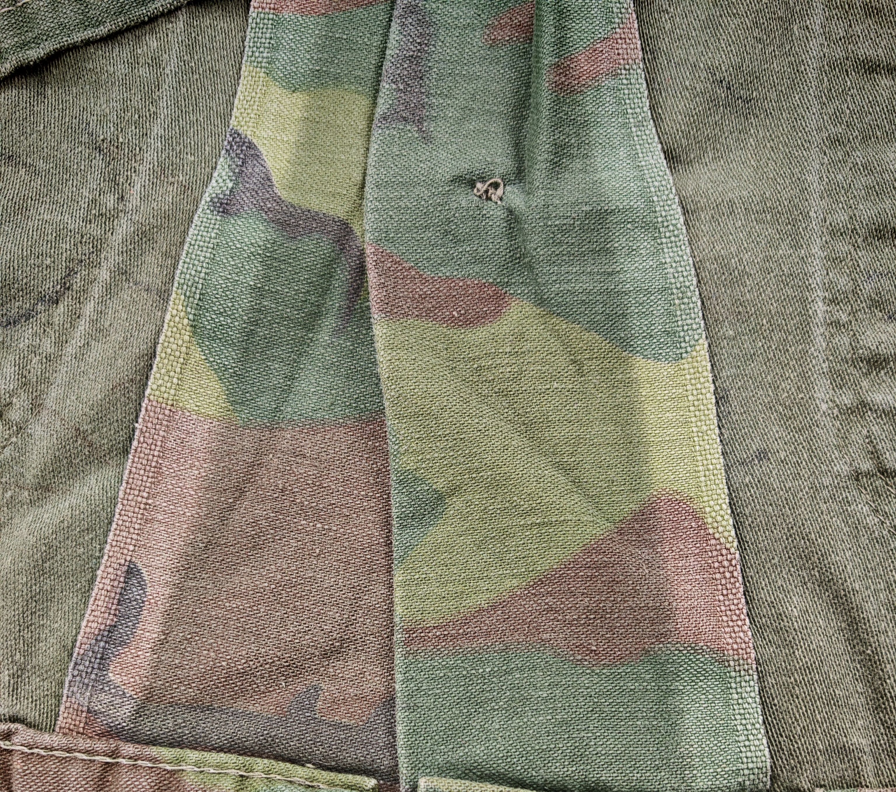 Vintage Vintage 1950s Experimental ERDL Camo Work Jacket Size US L / EU 52-54 / 3 - 9 Thumbnail