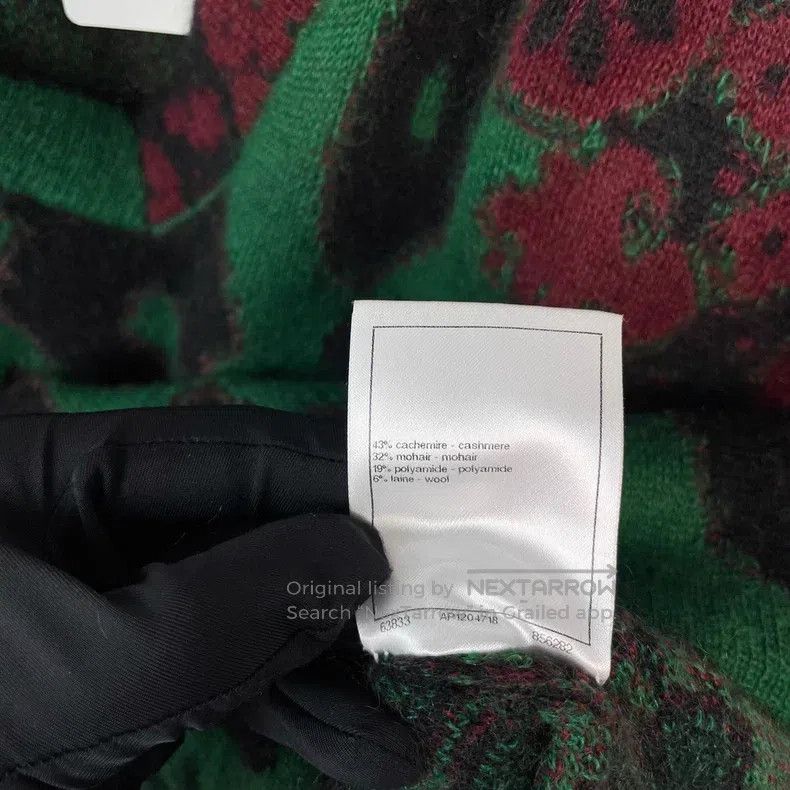 Chanel Chanel Red and green colour matching leopard V-neck sweate Size XS / US 0-2 / IT 36-38 - 9 Thumbnail
