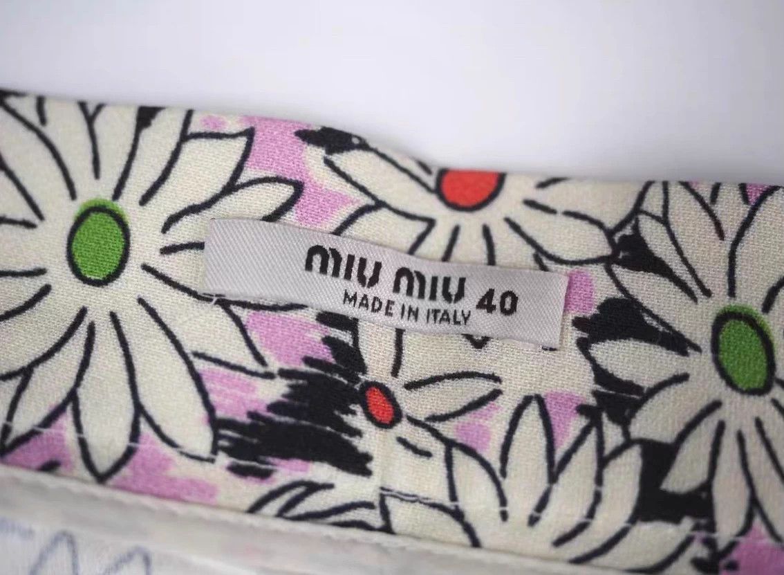 Miu Miu SS21 MIUMIU Floral Print Midi Length Skirt, Size 40 Size 27" / US 4 / IT 40 - 7 Thumbnail
