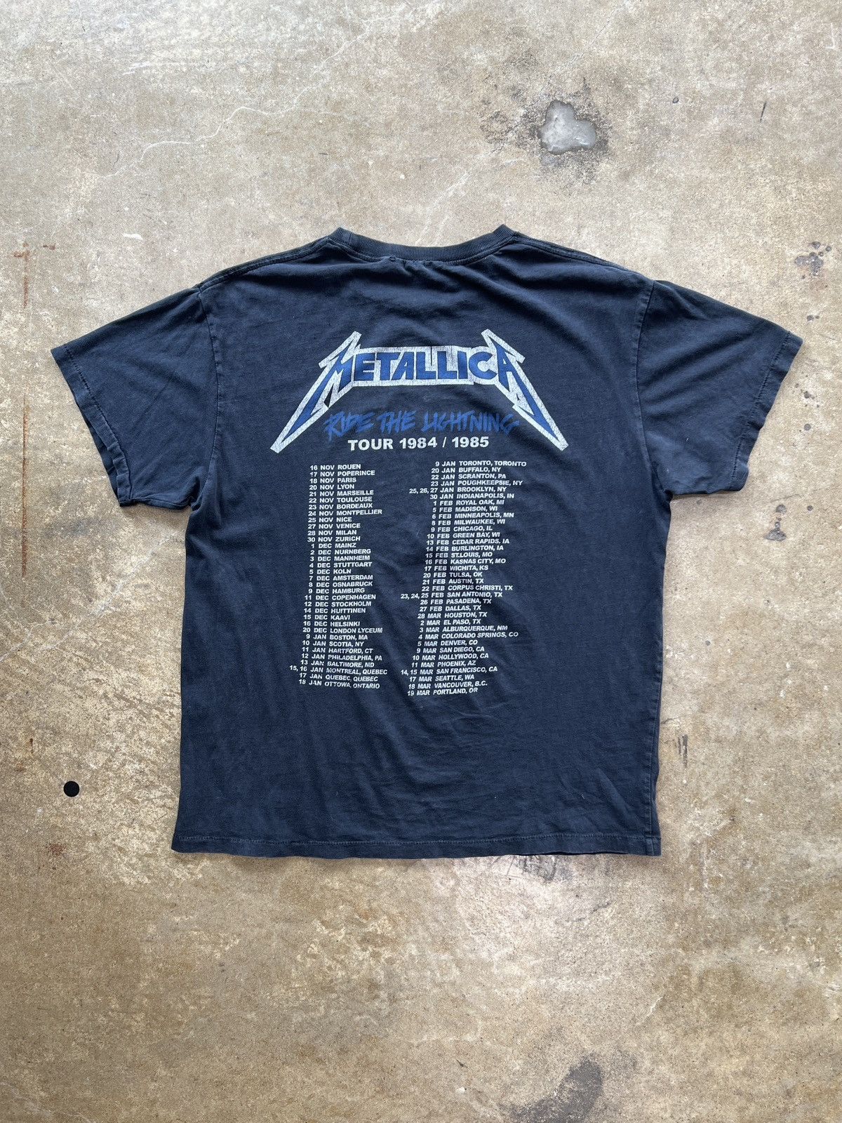 Band Tees Vintage 2000s 80s style Metallica Ride the Lightning Large Size US L / EU 52-54 / 3 - 2 Thumbnail