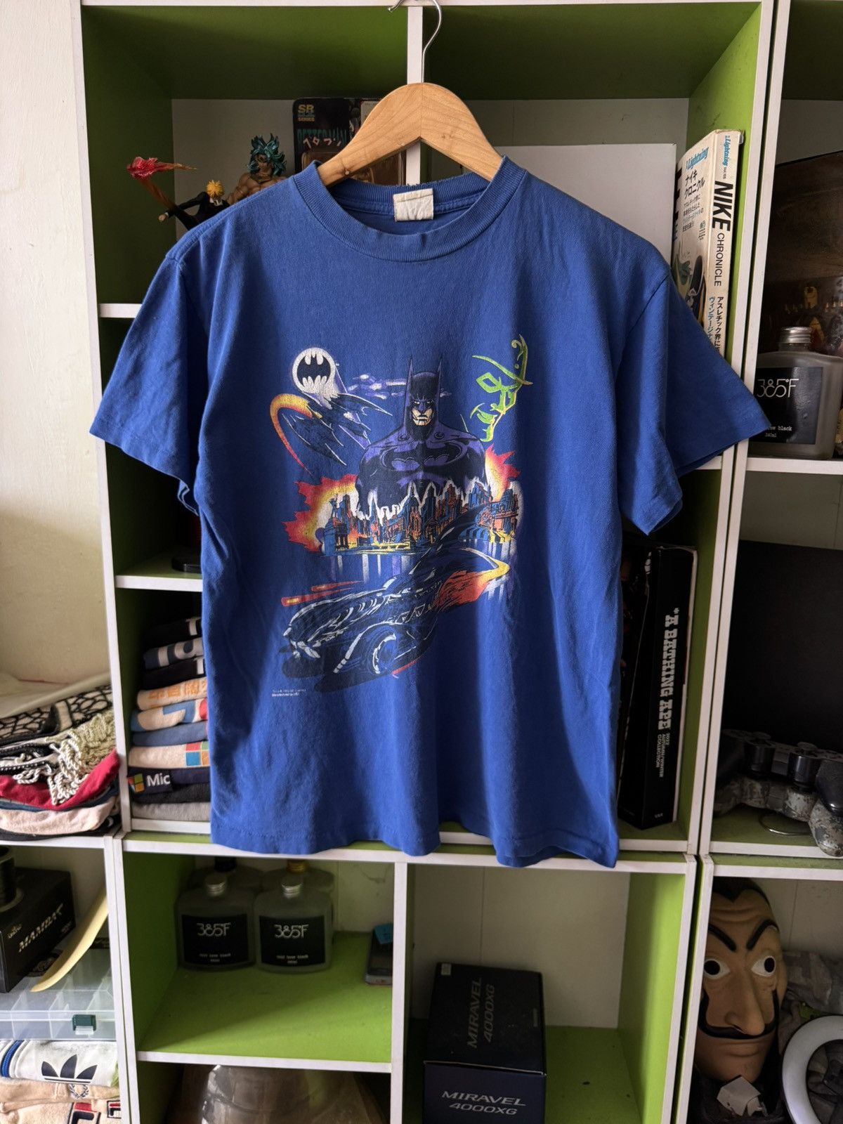 DC Comics Vintage 1995 batman with villains like The Riddler promo tee Size US M / EU 48-50 / 2 - 1 Thumbnail