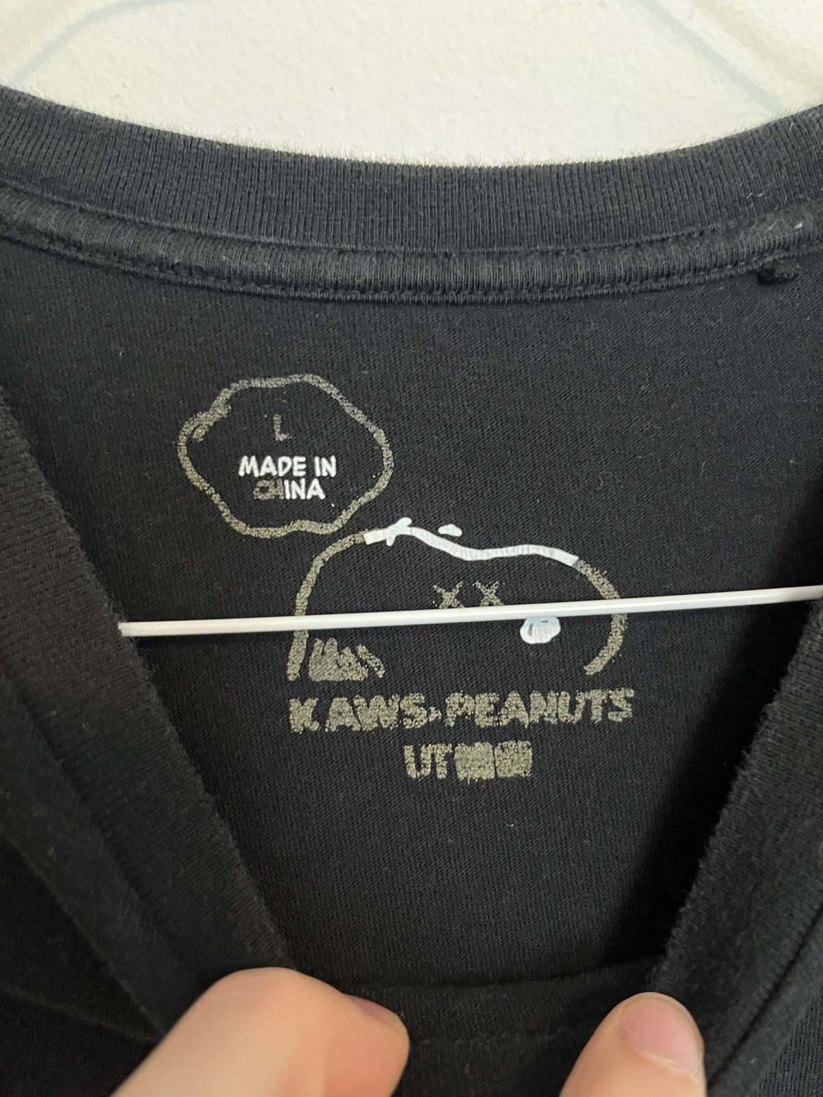 Kaws KAWS X PEANUTS Snoopy Tee (2017) Size US L / EU 52-54 / 3 - 4 Thumbnail