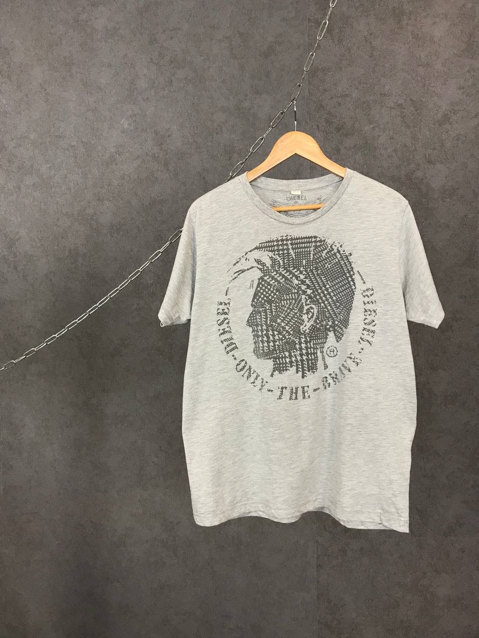 Diesel Diesel vintage designer big logo tee Size US XL / EU 56 / 4 - 1 Thumbnail