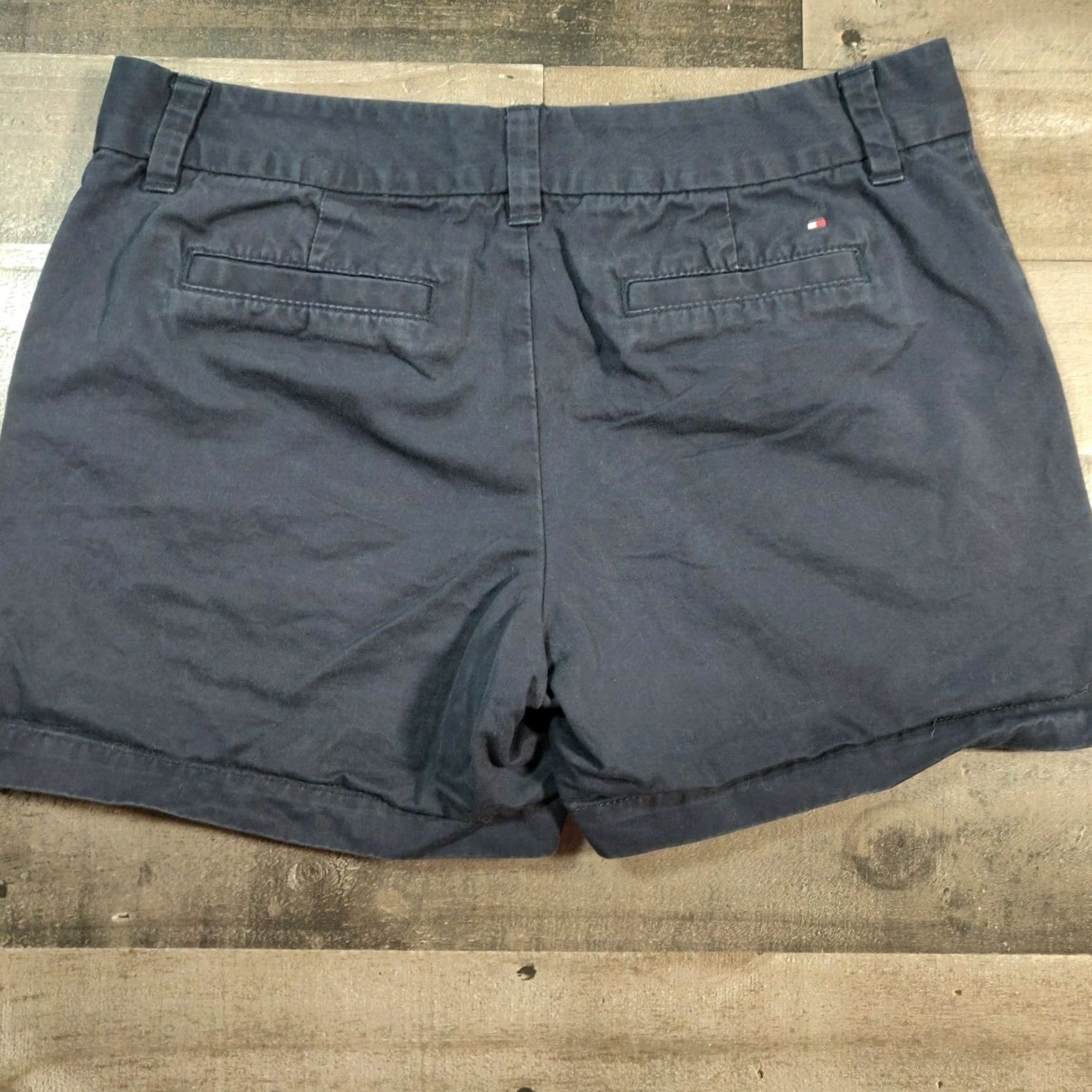 Tommy Hilfiger Tommy Hilfiger Shorts Womens Blue Chino Flat Front Mid-Rise Size 4 Preppy Zip Closure Size 30" / US 8 / IT 44 - 2 Thumbnail