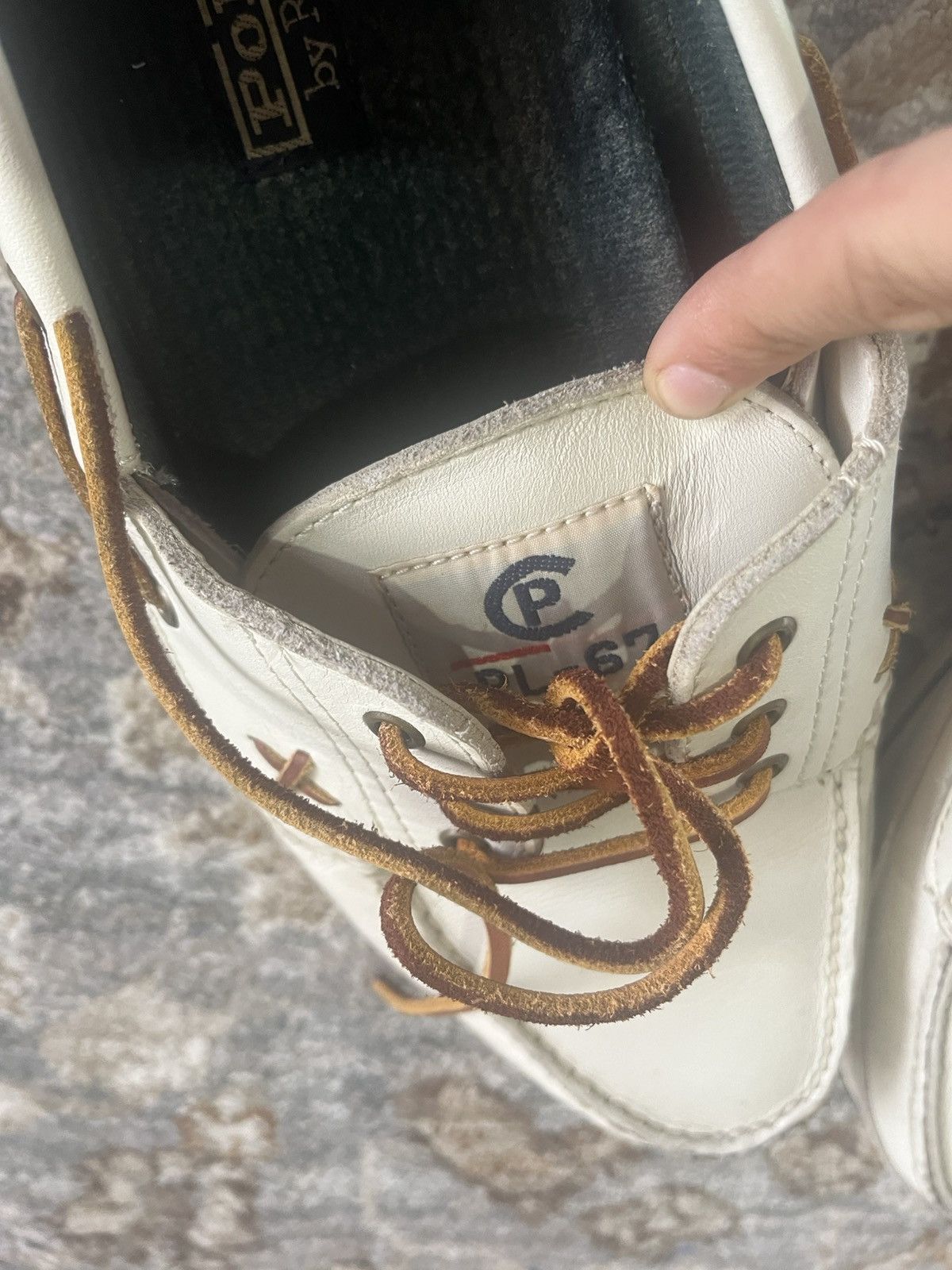 Polo Ralph Lauren POLO by RALPH LAUREN IVORY LEATHER BOAT SHOES 12 Size US 12 / EU 45 - 7 Thumbnail