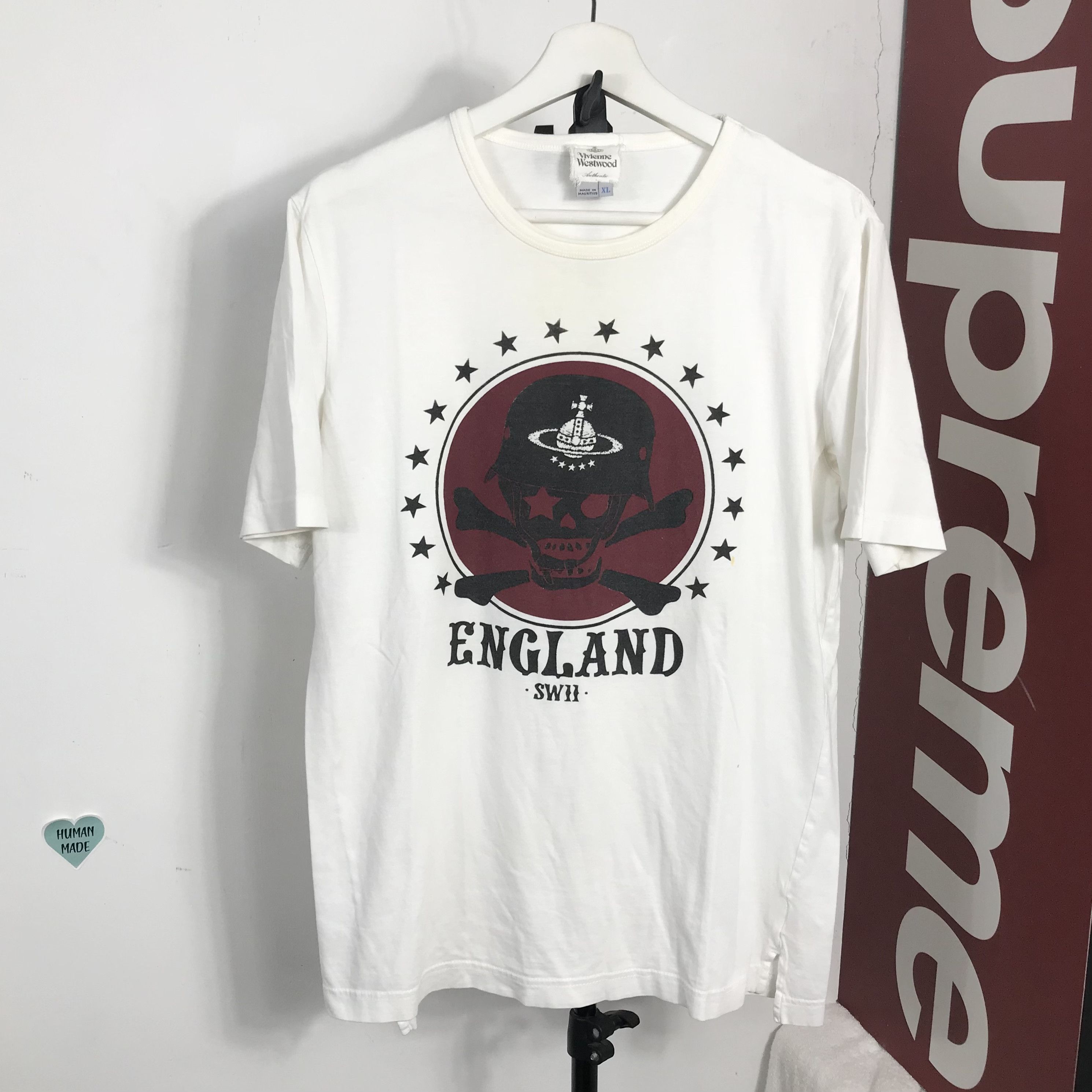 VIVIENNE WESTWOOD Climate Revolution New Classic T-shirt