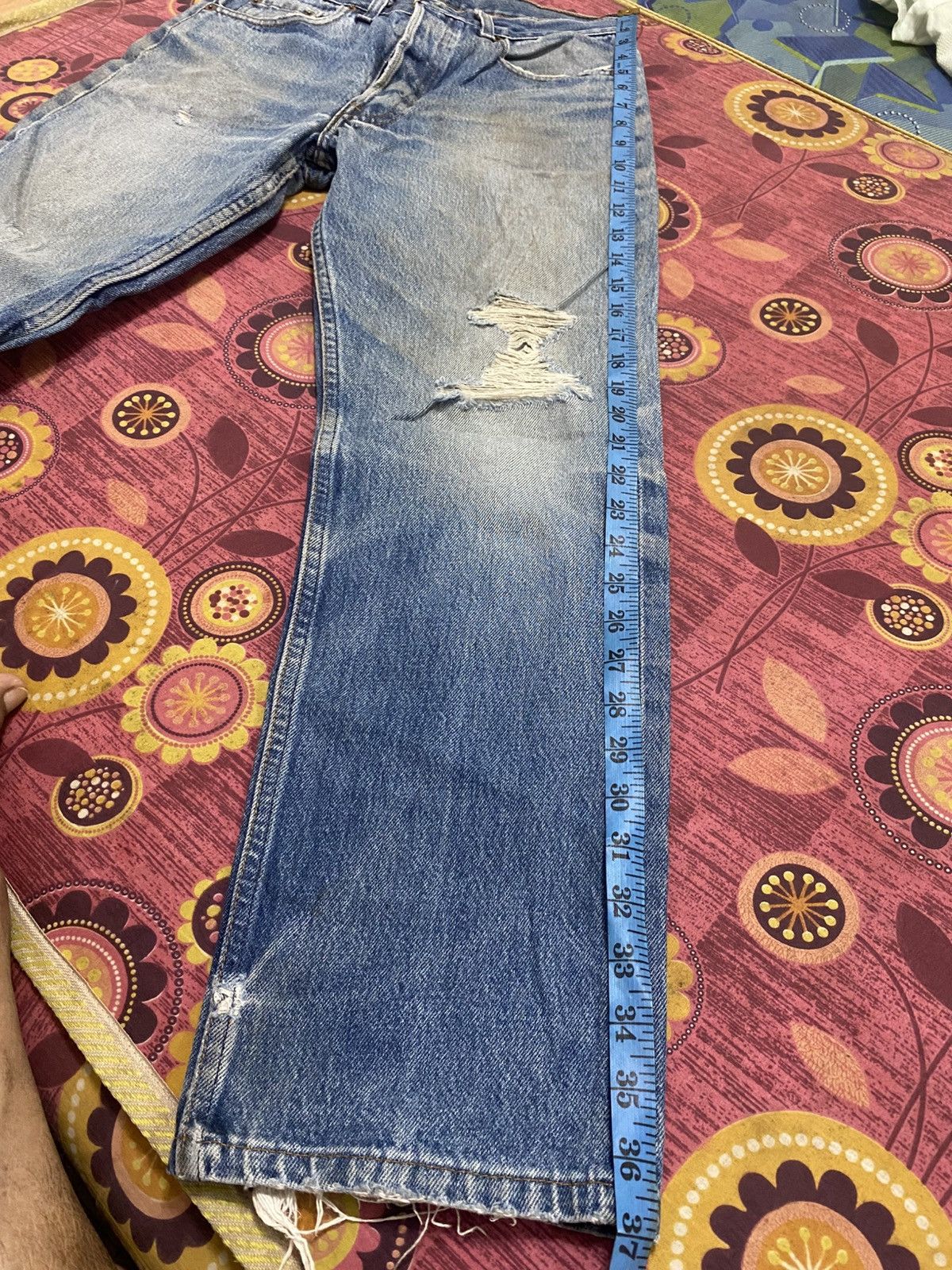 Levi's Vintage Clothing Vintage Levi’s Distressed Jeans – Button Fly, Faded Blue Size US 30 / EU 46 - 17 Thumbnail