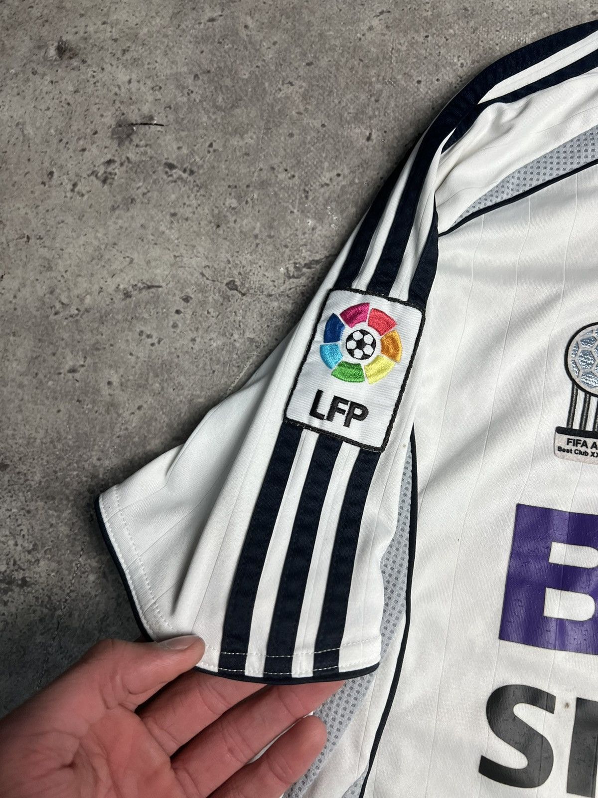 Adidas ADIDAS REAL MADRID JERSEY 2006-2007 Size US M / EU 48-50 / 2 - 5 Thumbnail