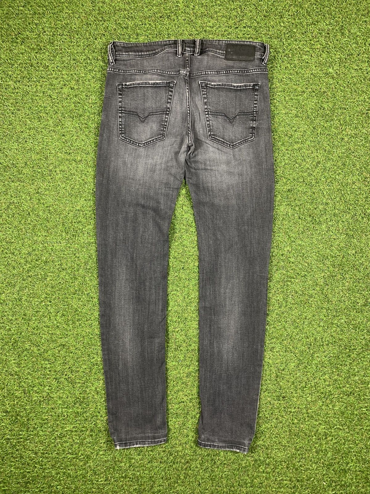 Diesel Vintage Diesel jeans gray denim y2k style size 33x34 Size US 33 - 3 Thumbnail
