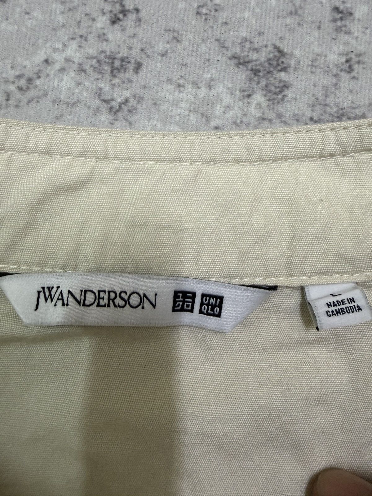 JW Anderson × Uniqlo J.W Anderson Uniqlo Scrub Three Quarter Shirt Size M / US 6-8 / IT 42-44 - 7 Thumbnail