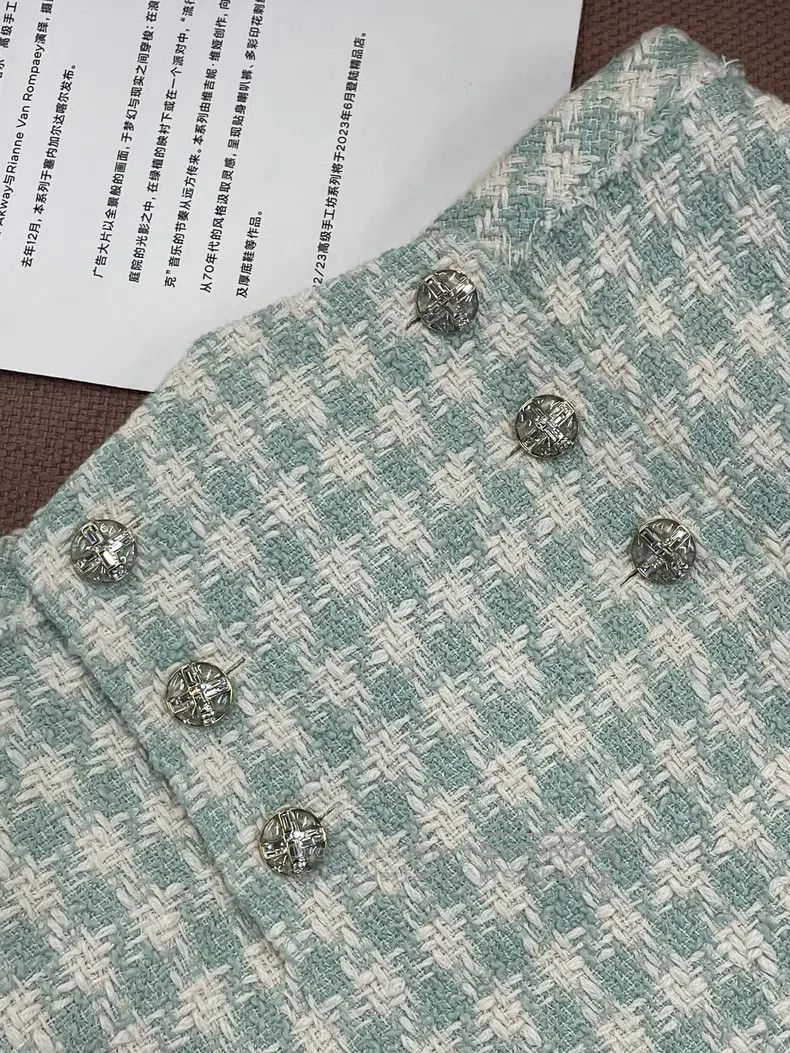 Chanel Chanel 23s mint green plaid skirt Size 25" / US 0 / IT 36 - 2 Thumbnail