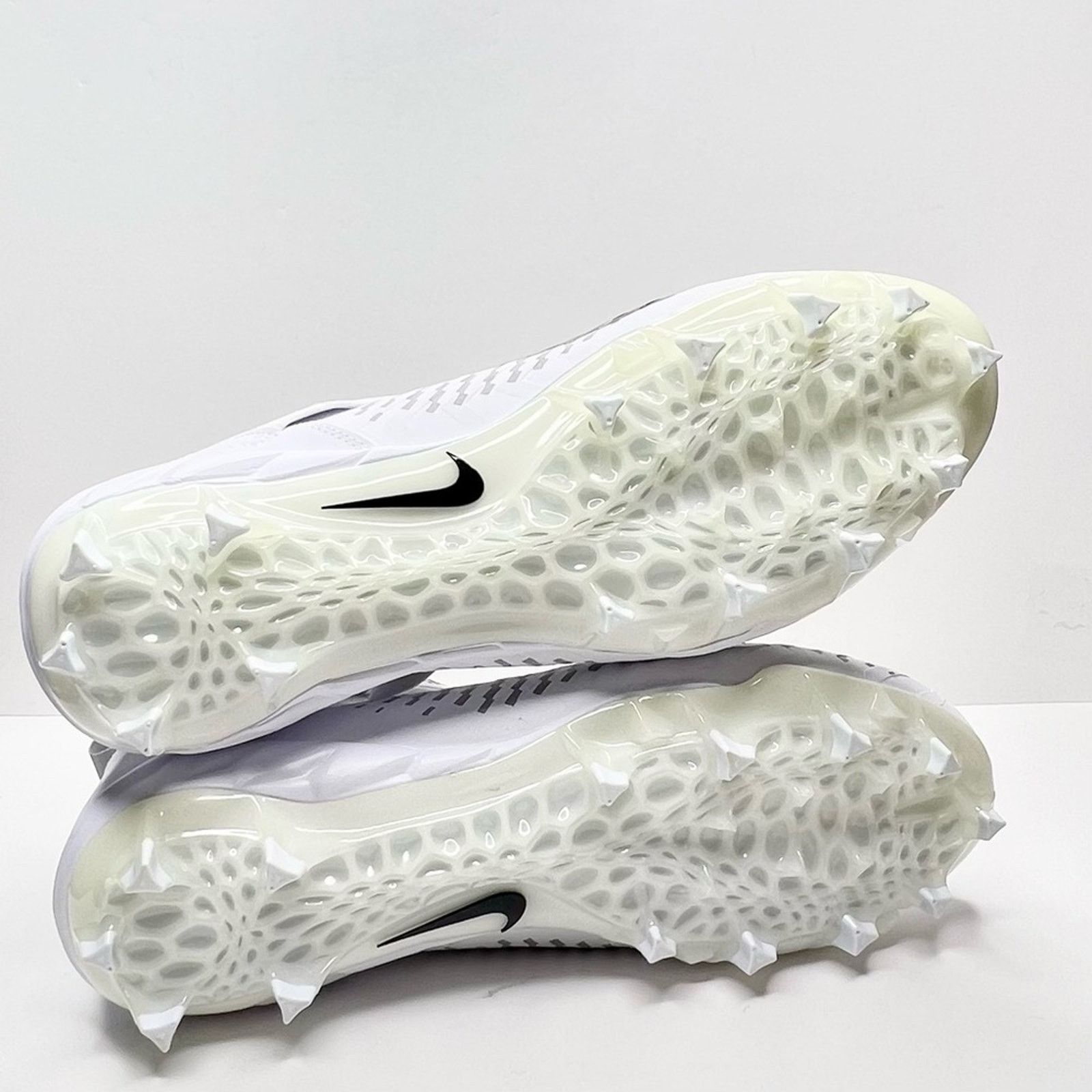Nike Nike Alpha Menace Pro 2 Mid Men’s Cleat White Size 11.5 Size US 11.5 / EU 44-45 - 12 Thumbnail