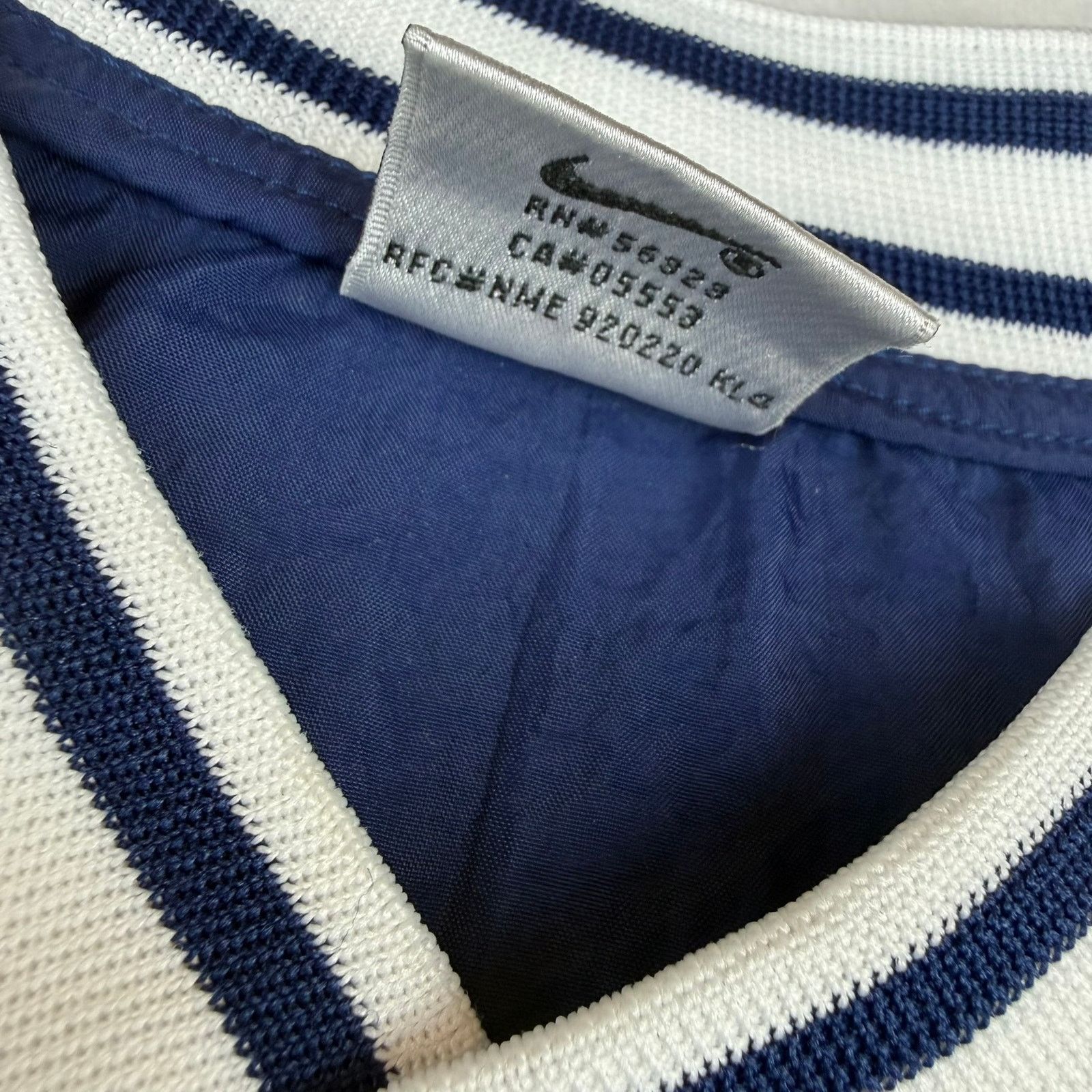 Nike Vintage Nike Pullover Windbreaker Jacket XL Navy Blue Size US XL / EU 56 / 4 - 2 Thumbnail