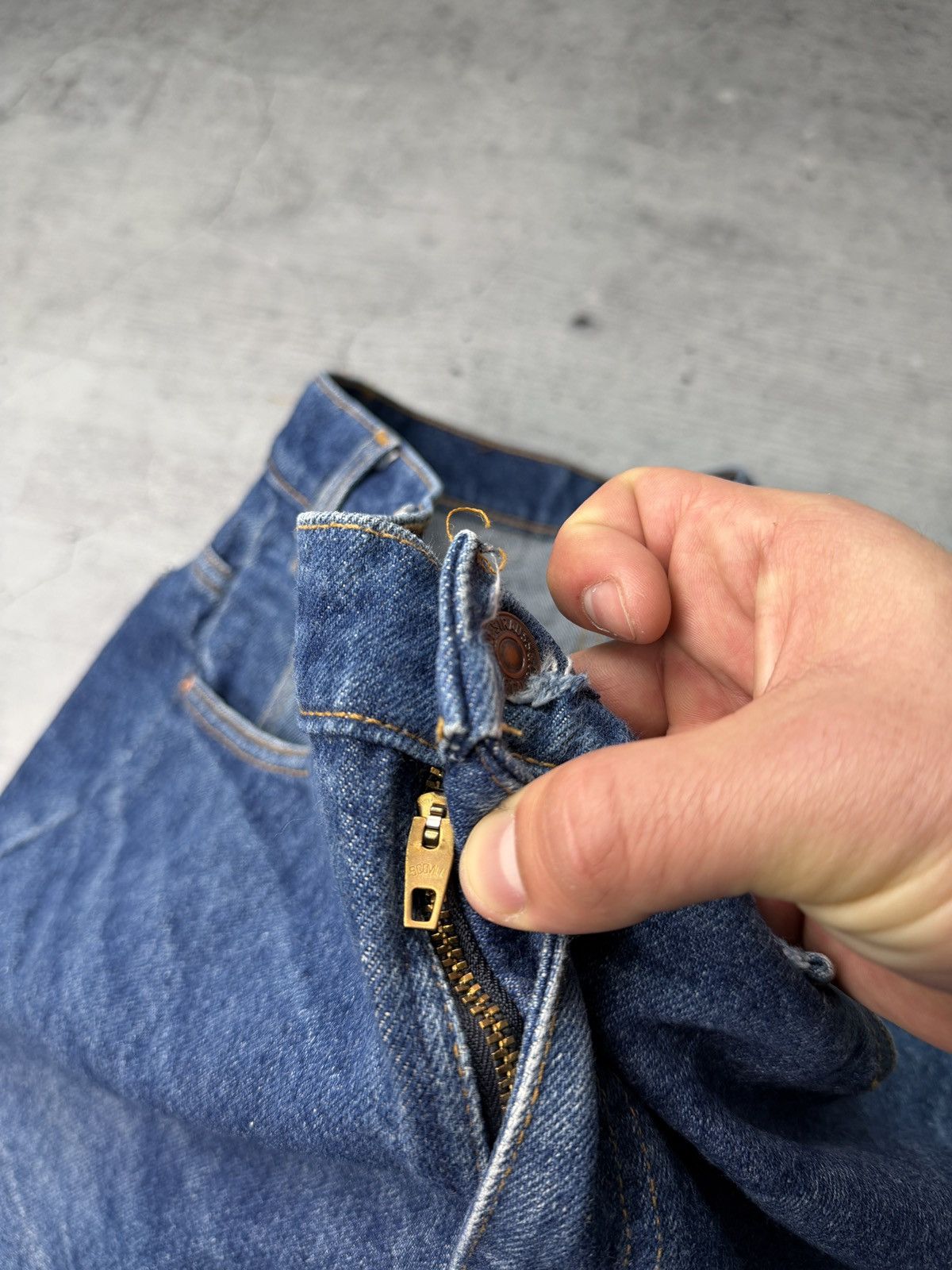 Levi's Jeans 80s Vintage Levi's 517 Light Wash Flared Jeans Size US 36 / EU 52 - 11 Thumbnail