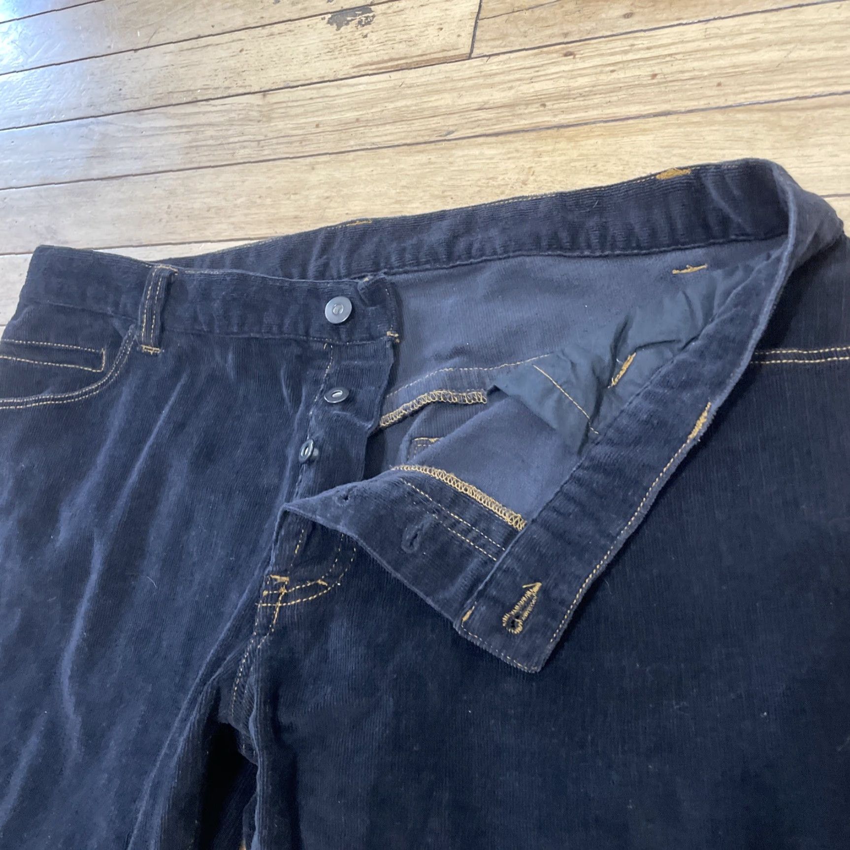 Vintage VINTAGE RANK PANTS Black Corduroy 36x33 Straight Gold Stitch 10" Rise 90s Mens Casual Pants Size US 36 / EU 52 - 6 Thumbnail
