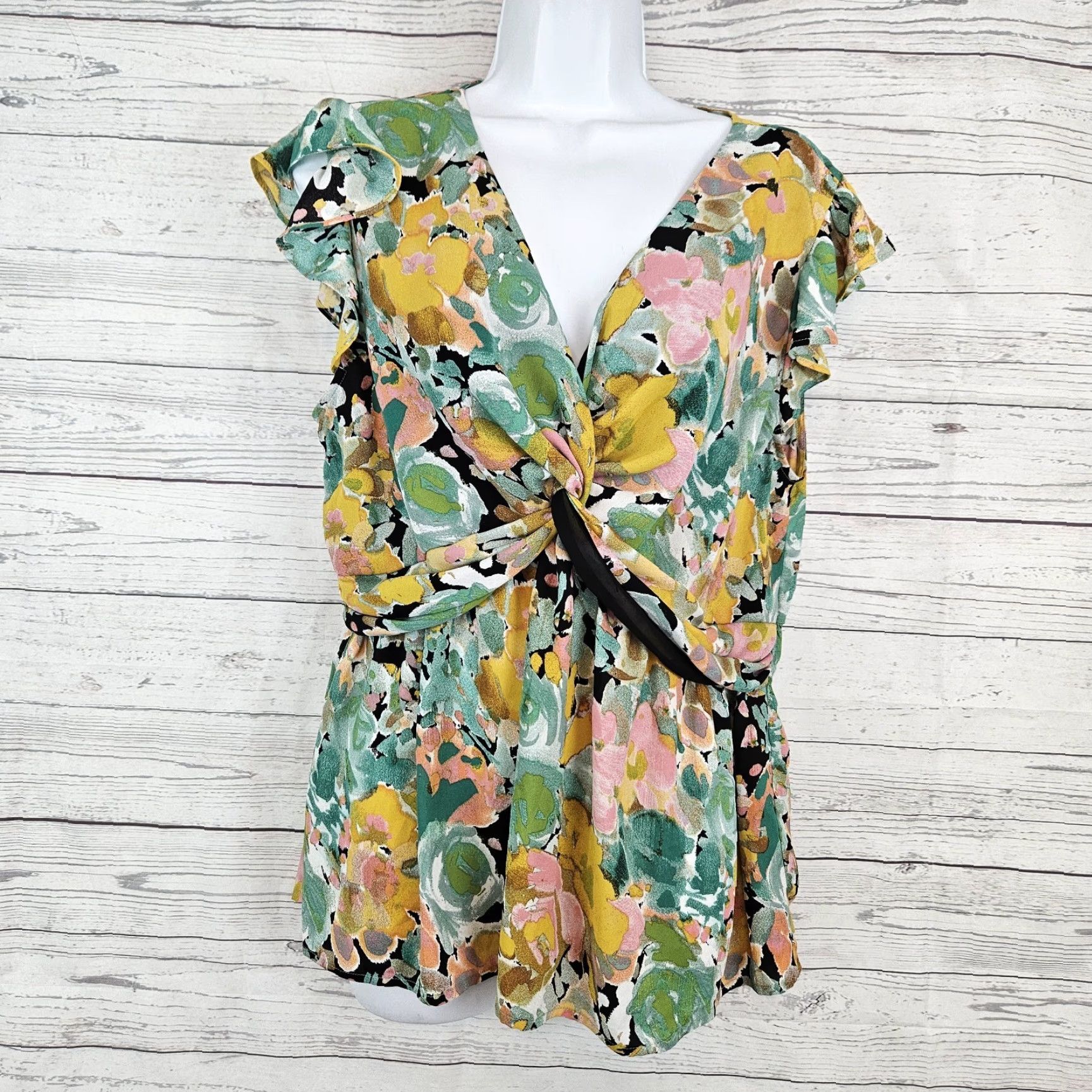 Twisted X Pleione Blouse Shirt Womens Top L Green Pink Twisted Front Flutter Sleeve V-Neck Short Sleeve Pullover Casual Modern Basic Size L / US 10 / IT 46 - 2 Thumbnail