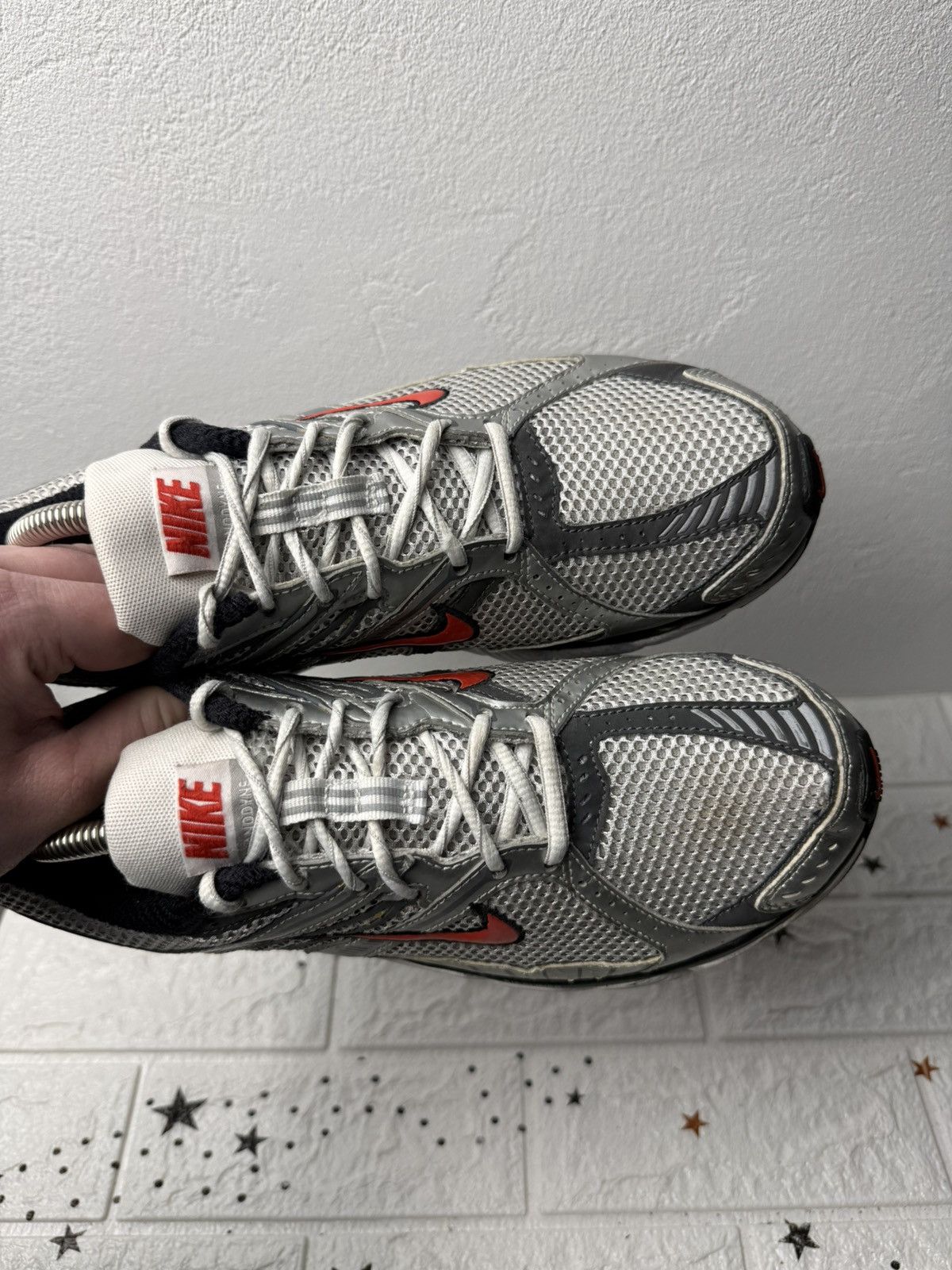 Nike Nike Anodyne Running US9.5 UK8.5 EUR43 Sneakers Silver Size US 9.5 / EU 42-43 - 3 Thumbnail