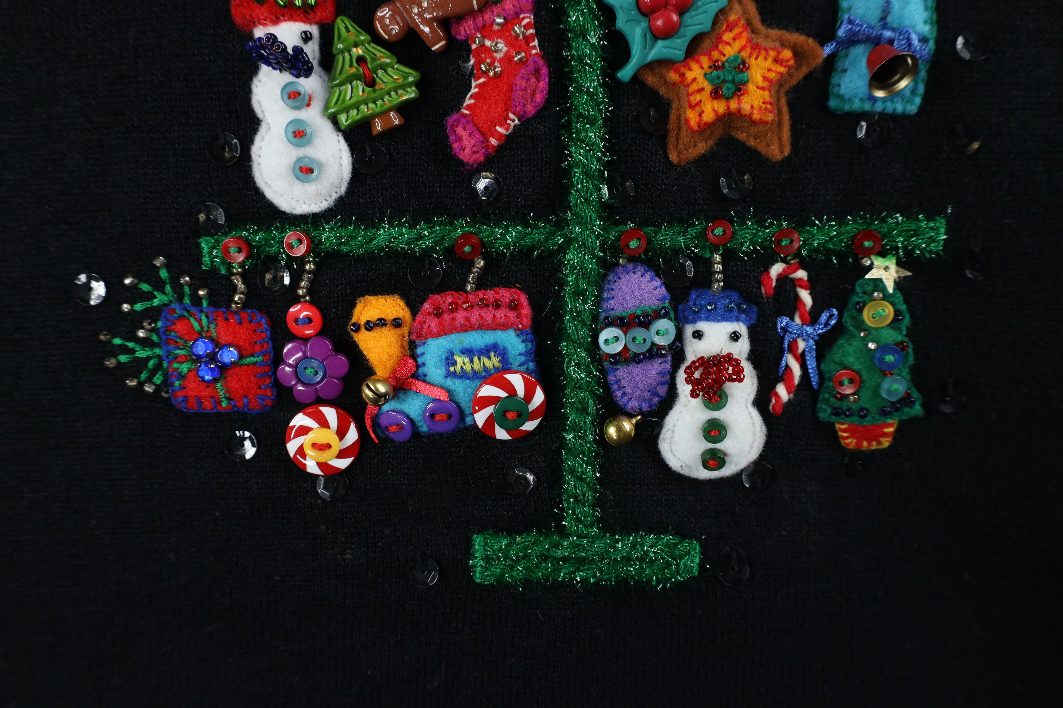 Vintage Vintage 90s Streetwear Tree Ornament Knit Sweater Black Size 3XL / US 20-22 - 7 Thumbnail