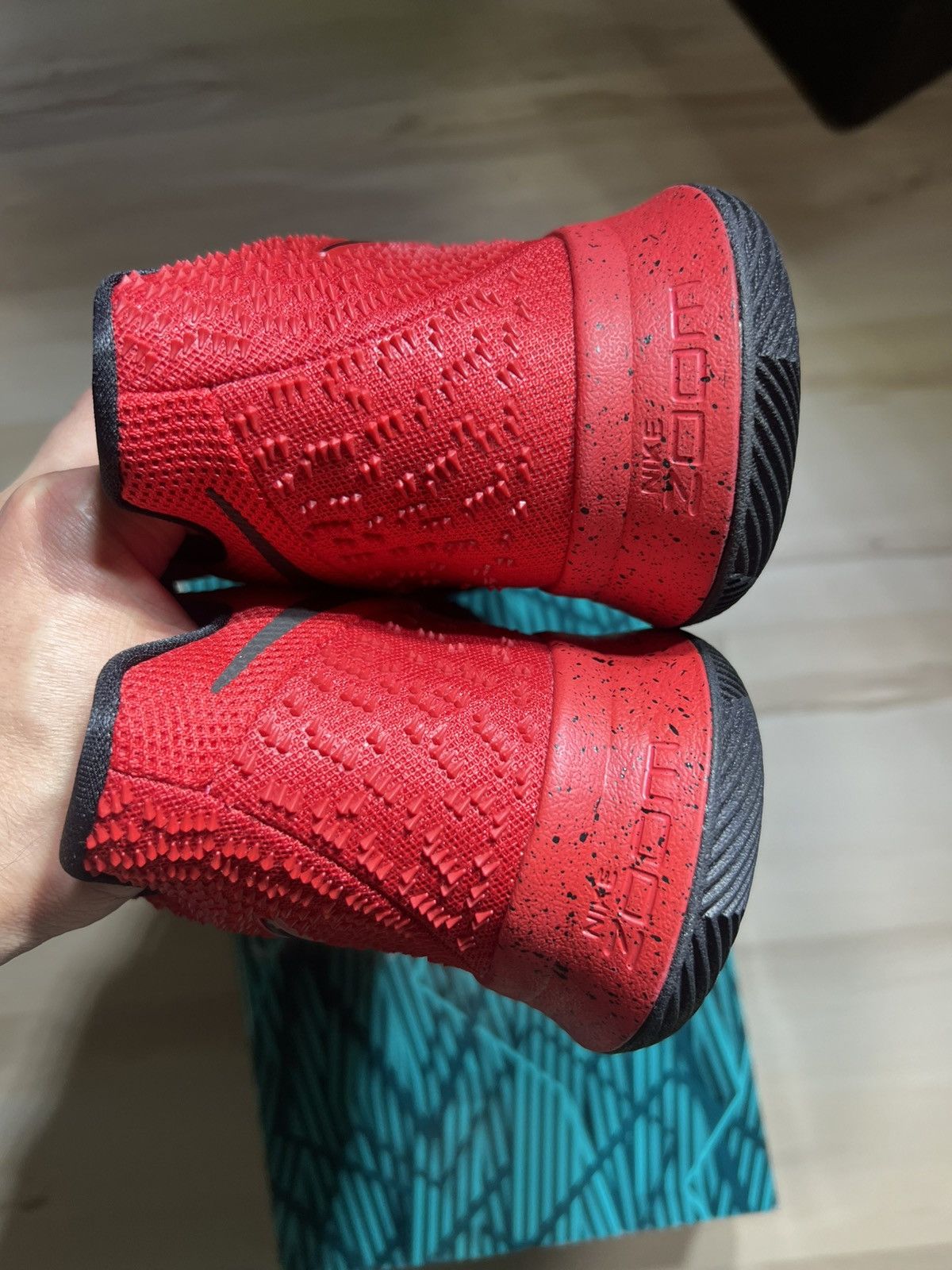 Nike Nike Kyrie 3 Candy Apple Red Size 11 Men’s SKU 852395600 Ds Size US 11 / EU 44 - 5 Thumbnail