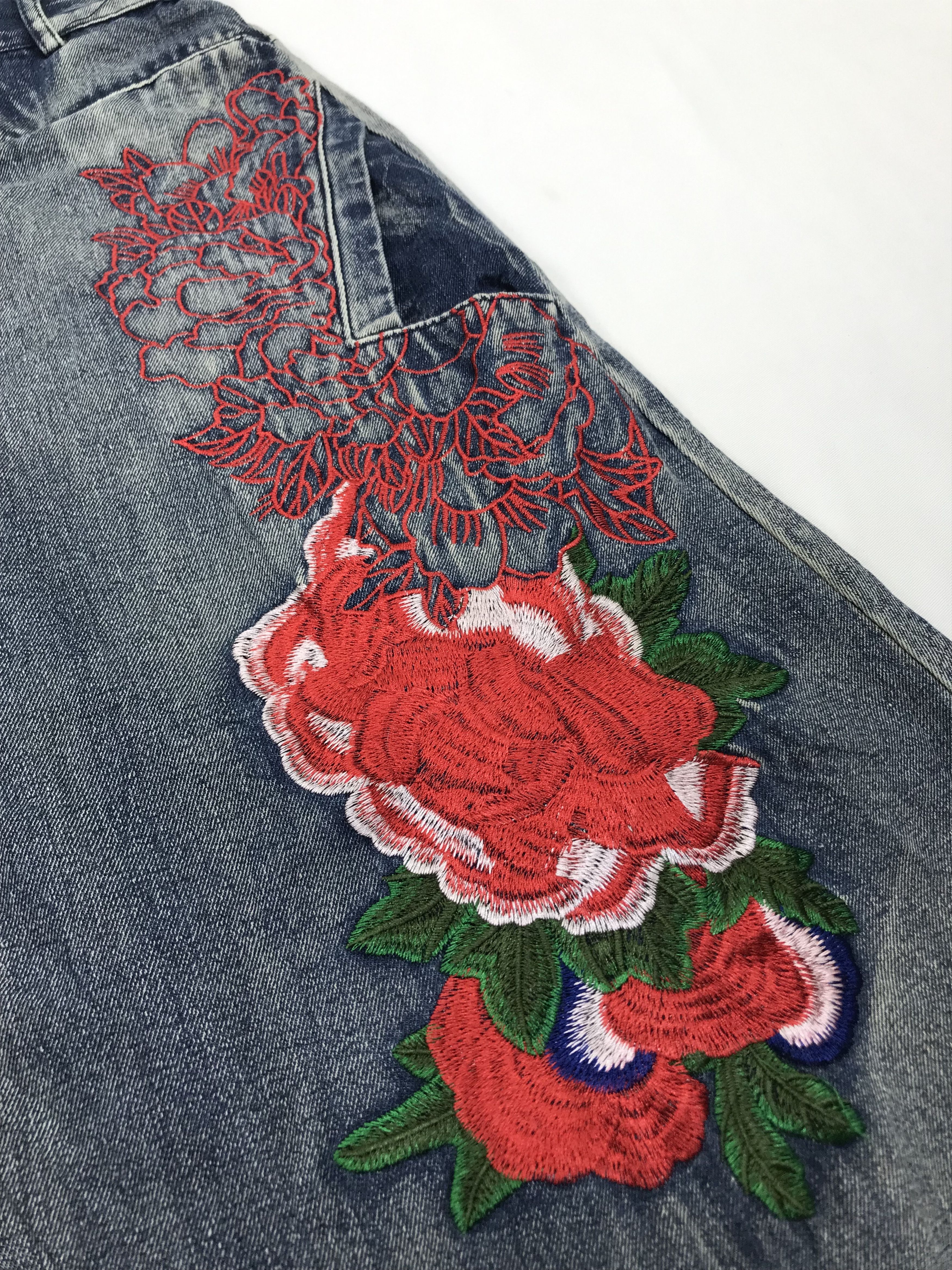 Beauty Beast Embroidered Roses Japanese Cropped Jeans Size US 32 / EU 48 - 11 Thumbnail