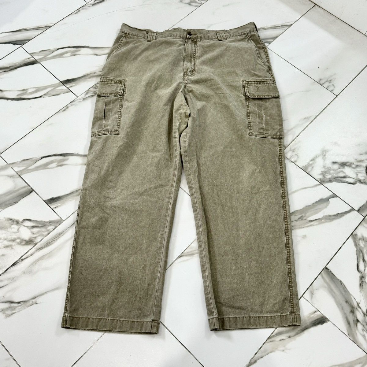 Dockers VINTAGE BAGGY DOCKERS CARGO PANTS! Size US 36 / EU 52 - 1 Thumbnail