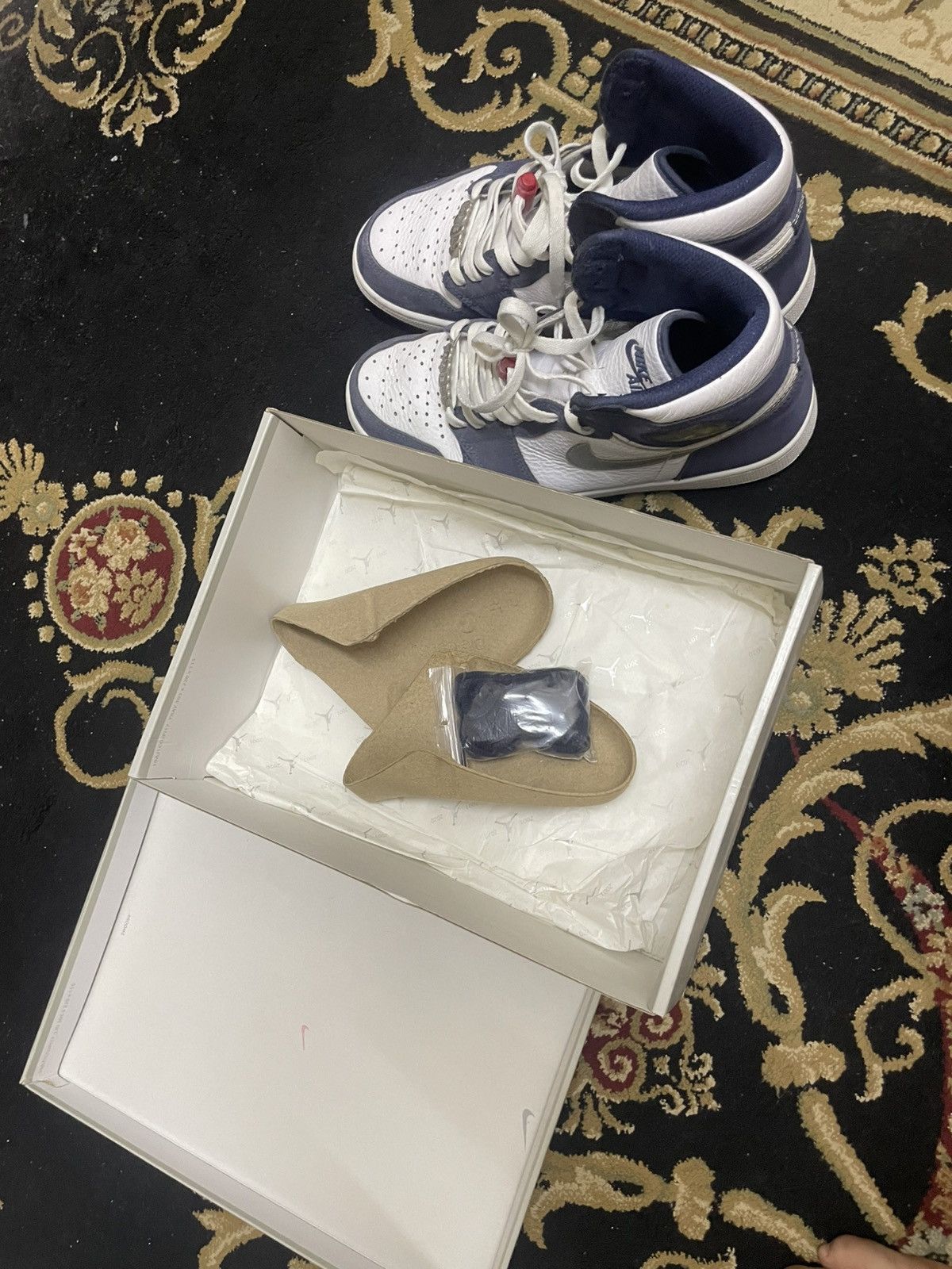 Jordan Brand Air Jordan 1 Retro High Co.Jp “Midnight Navy Size US 9.5 / EU 42-43 - 8 Thumbnail