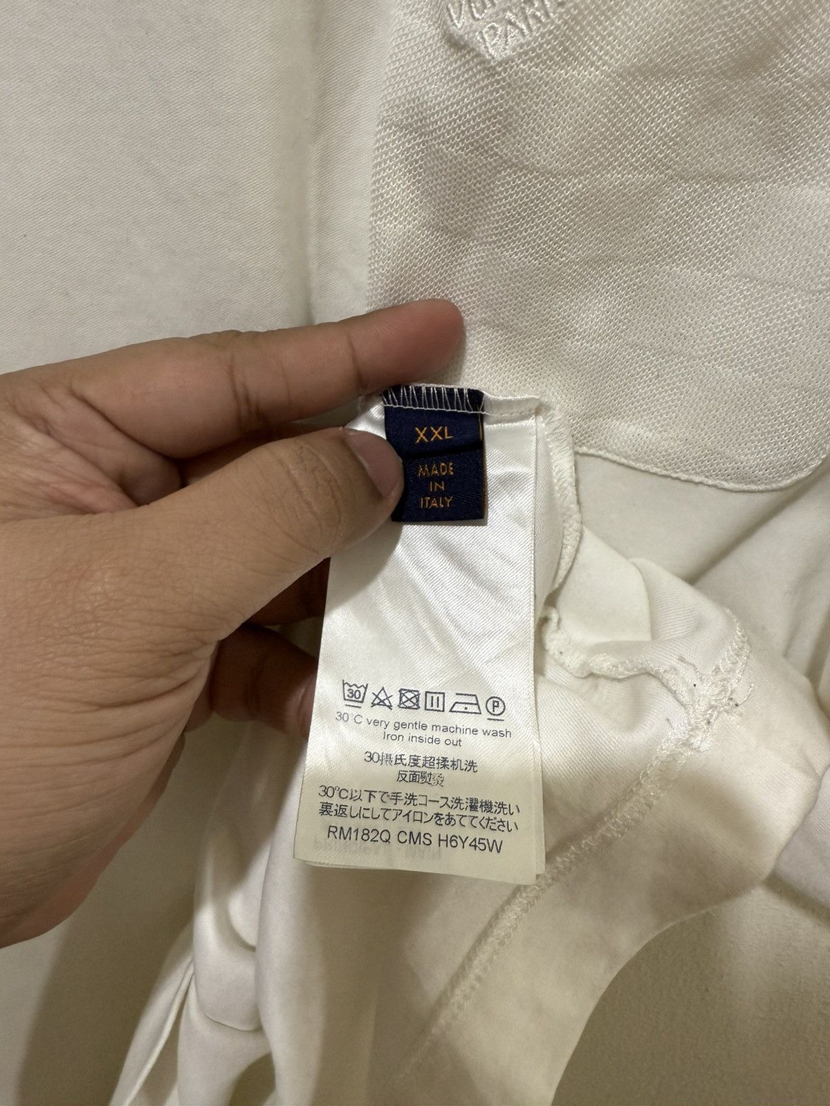 Louis Vuitton Louis Vuitton White Damiere Pocket Tee Size US XXL / EU 58 / 5 - 3 Thumbnail