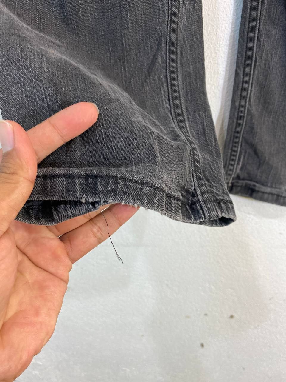Levi's vintage levis 521 slim taper black denim Size US 41 - 4 Thumbnail