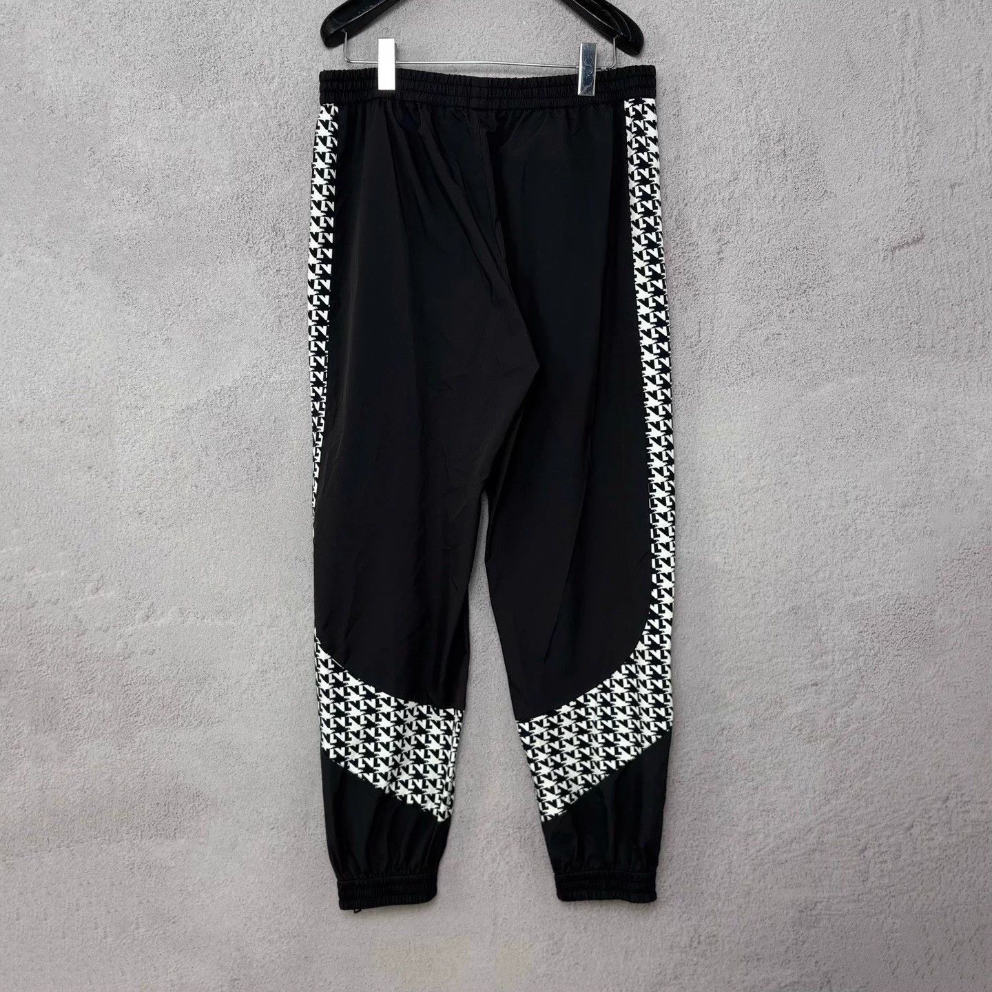 Louis Vuitton LV full print houndstooth cuff zipper pants 44 Size US 28 / EU 44 - 2 Thumbnail