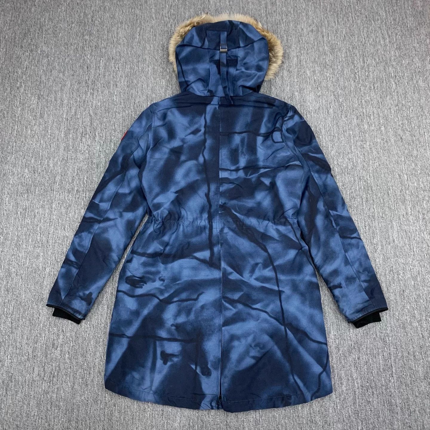 Canada Goose Canada Goose Blue Camo Down Jacket L 95 New LX1456 Size L / US 10 / IT 46 - 2 Thumbnail