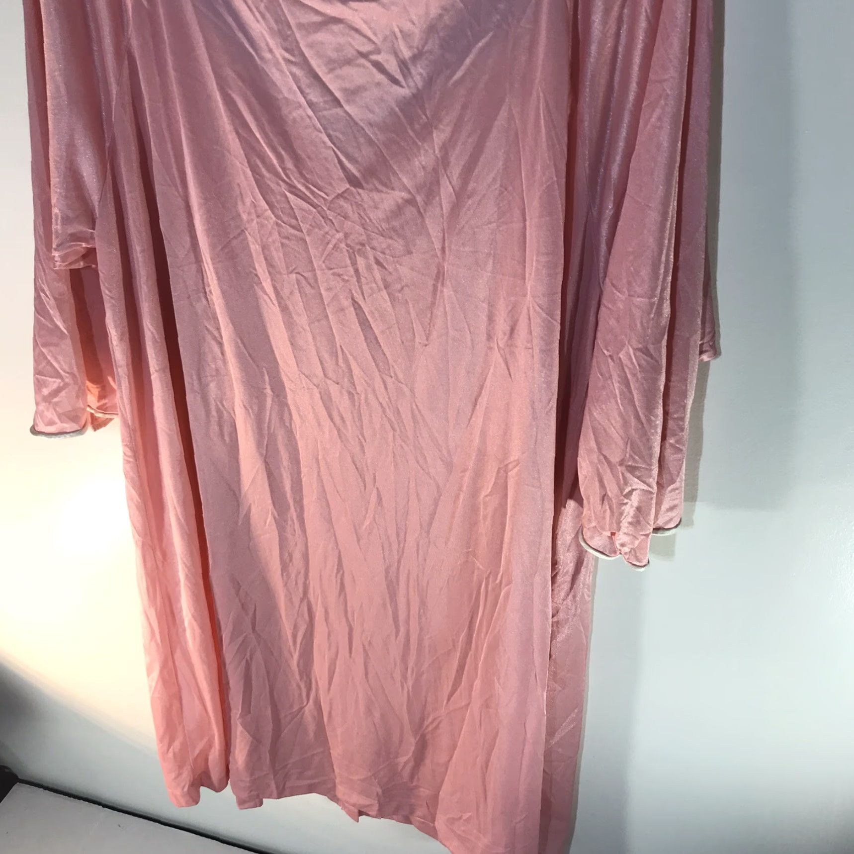 Vintage VINTAGE Vanity Fair Pink Gown Plus Size 3X 1980s Classic Womens Size ONE SIZE - 5 Thumbnail