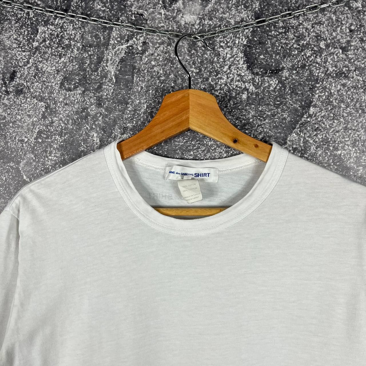 Comme des Garcons SHIRT Comme Des Garcons SHIRT Back Logo T-Shirt Basic Essentials Size US M / EU 48-50 / 2 - 4 Thumbnail