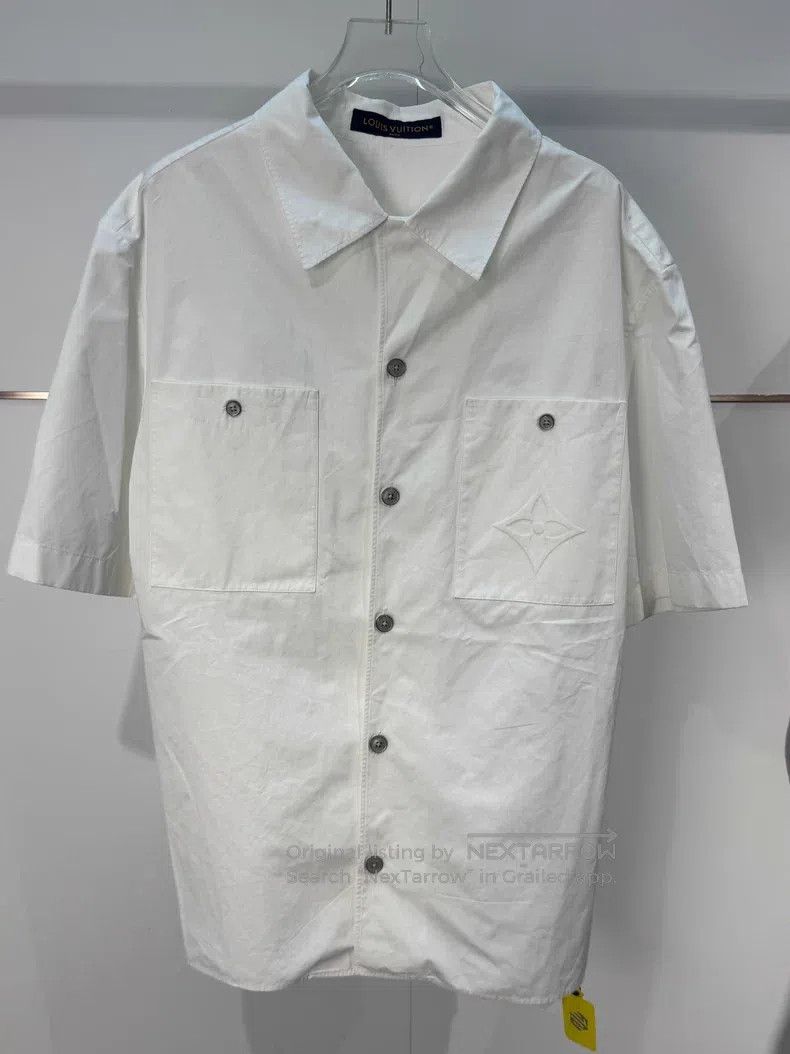 Louis Vuitton Louis Vuitton SS25 Solid Single Breasted Logo Print Short Size US S / EU 44-46 / 1 - 1 Thumbnail