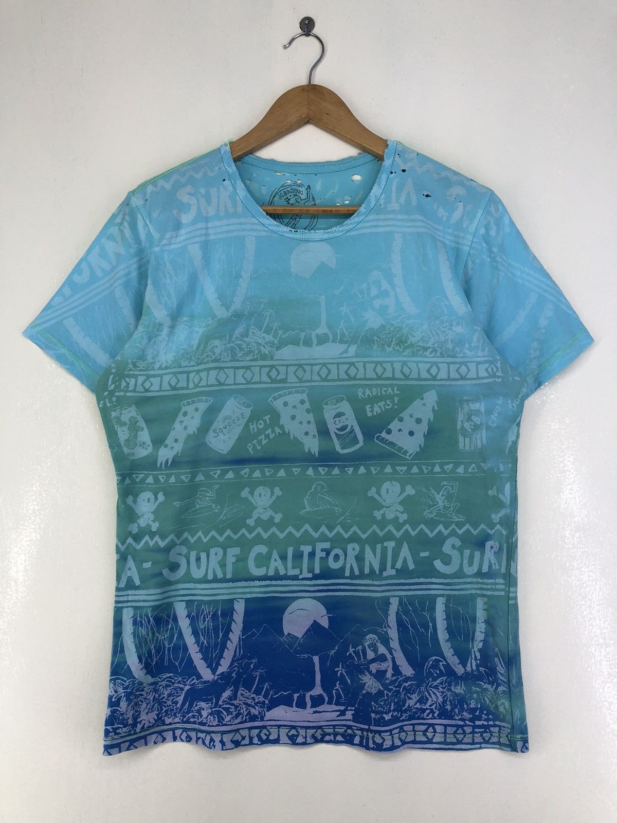Japanese Brand Mowgli Surf Distressed Tshirt Size US M / EU 48-50 / 2 - 1 Thumbnail