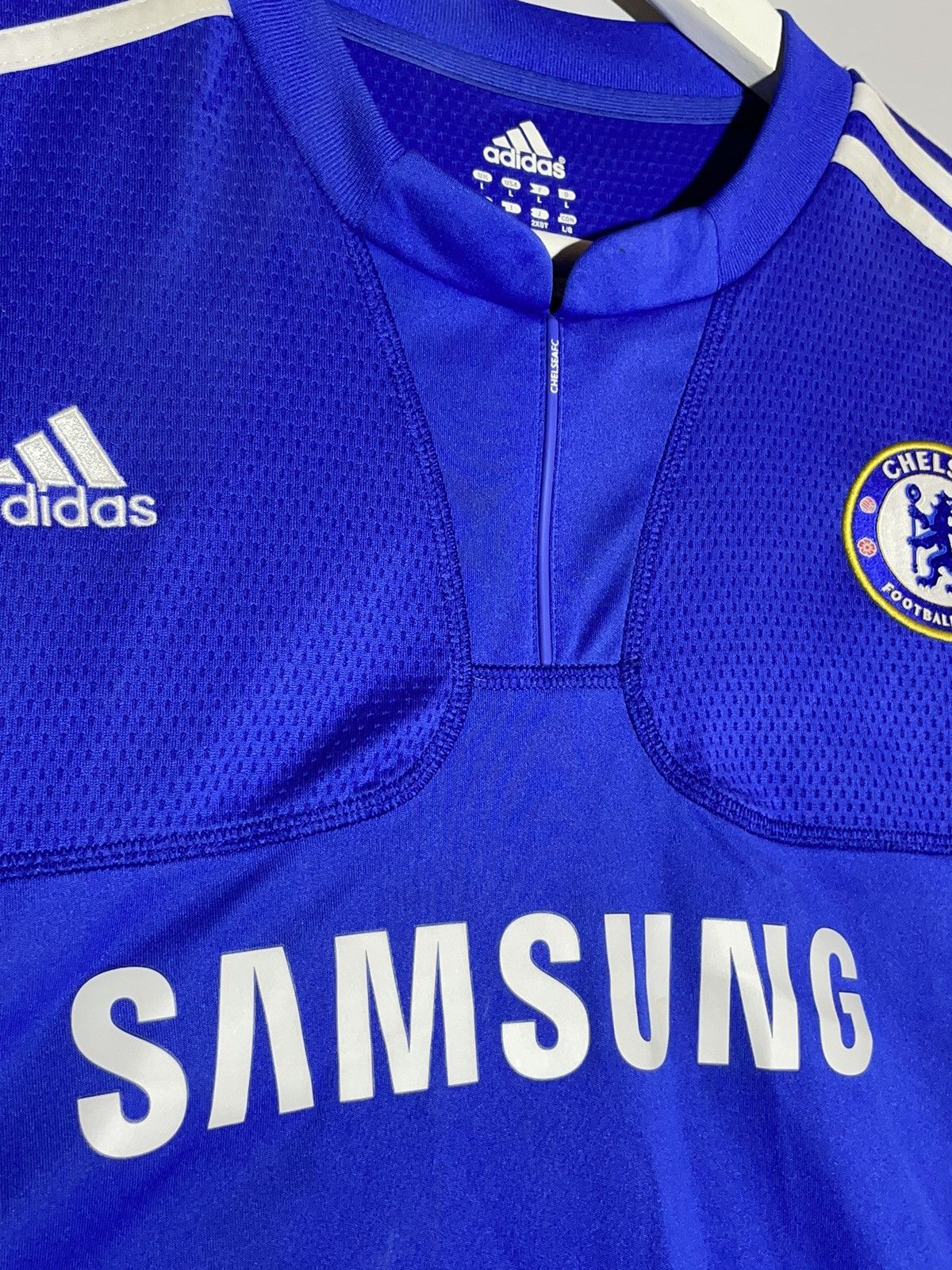 Adidas × Chelsea Soccer Chelsea FC Adidas 2009/10 Home Football Shirt Size US M / EU 48-50 / 2 - 3 Thumbnail