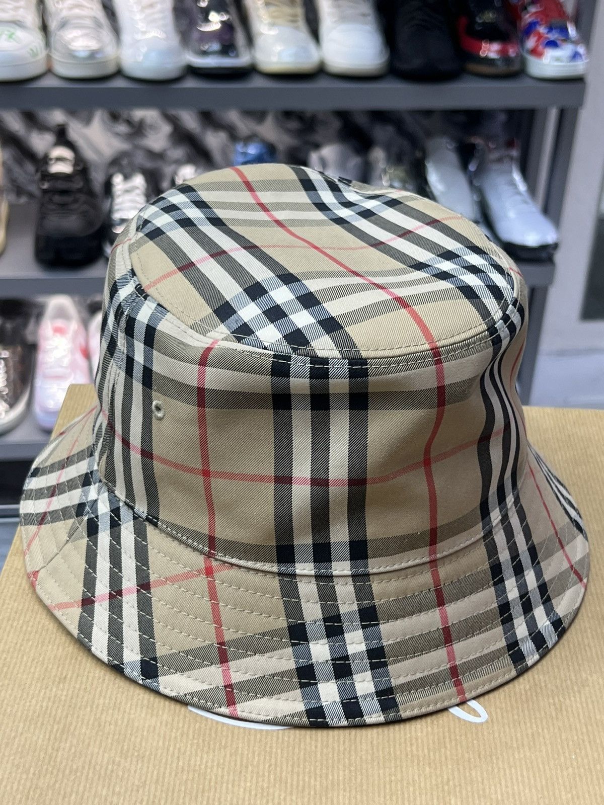 Burberry Burberry Vintage Check Bucket Hat Size ONE SIZE - 2 Thumbnail