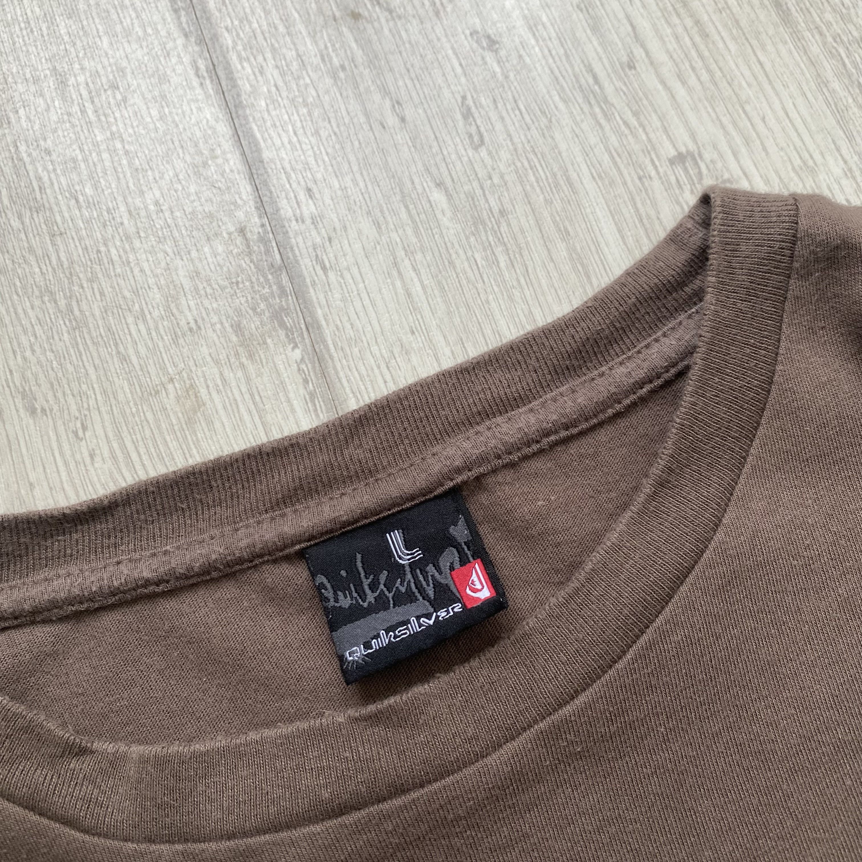 Quiksilver 🏄🏼‍♂️Vintage 2000s Quiksilver Surf Tee Center logo Y2K Size US M / EU 48-50 / 2 - 4 Thumbnail