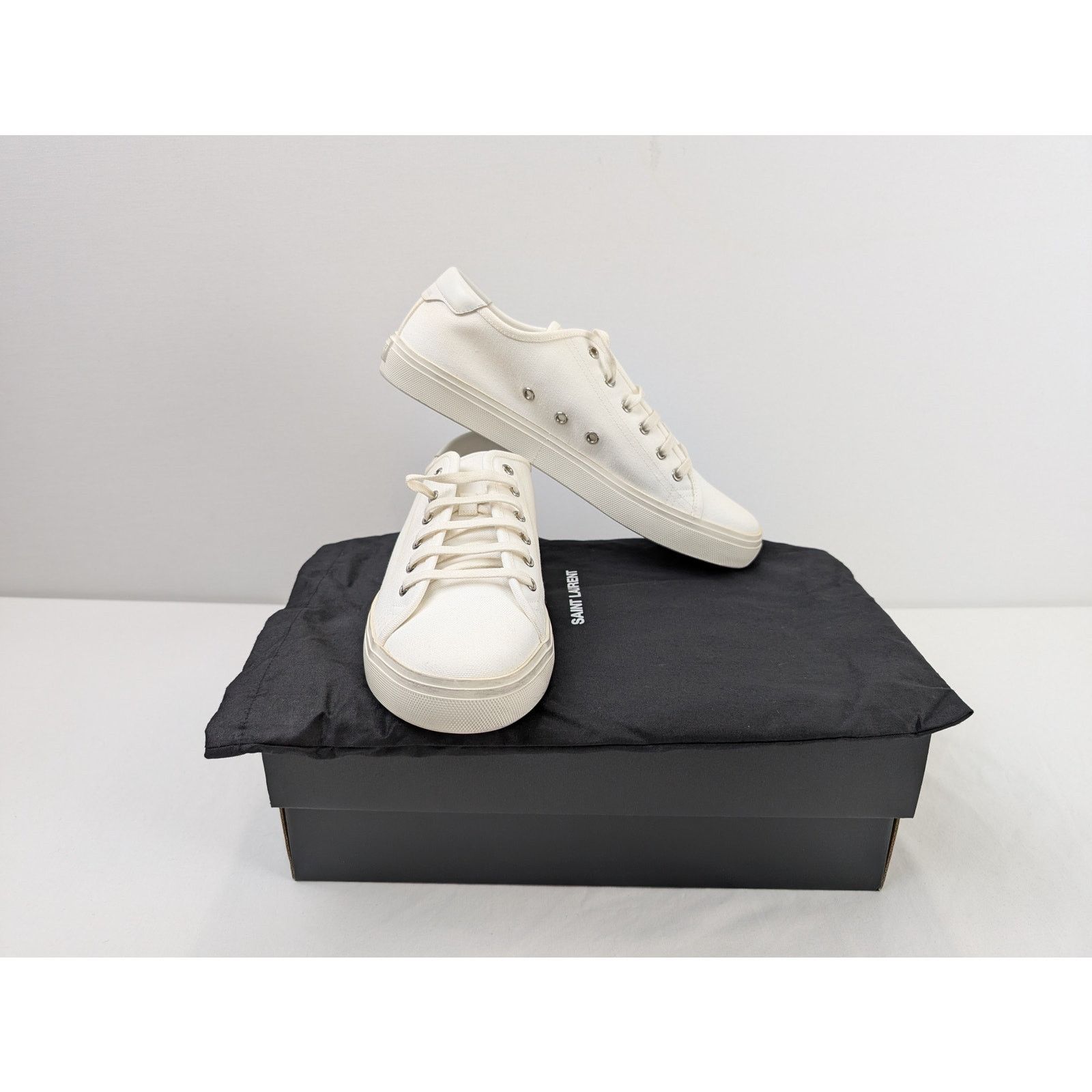 Saint Laurent Paris o1rshd1 Malibu L T Sneakers SL SIG in Blanc Size US 10.5 / EU 43-44 - 18 Thumbnail