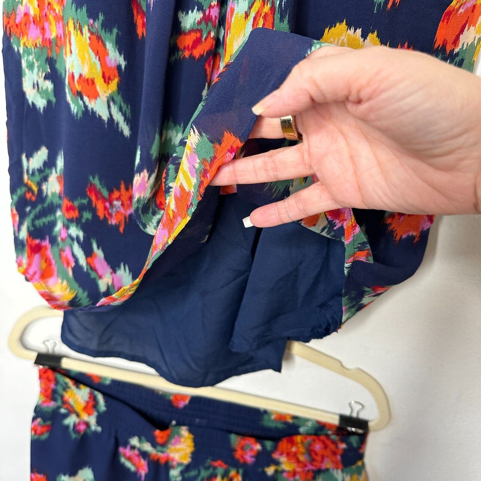 Joie Joie Navy Anatase 2pc Floral Top ( S ) Lanina Short ( M ) Size S / US 4 / IT 40 - 6 Thumbnail
