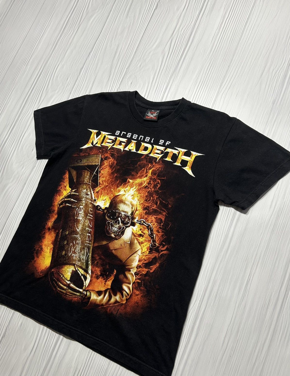 Band Tees Rare Megadeth Arsenal Of Megadeth Album T-Shirt Size M Size US M / EU 48-50 / 2 - 2 Thumbnail