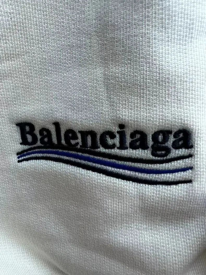 Balenciaga Balenciaga Solid Embroidered Shorts. Size US 26 / EU 42 - 6 Thumbnail