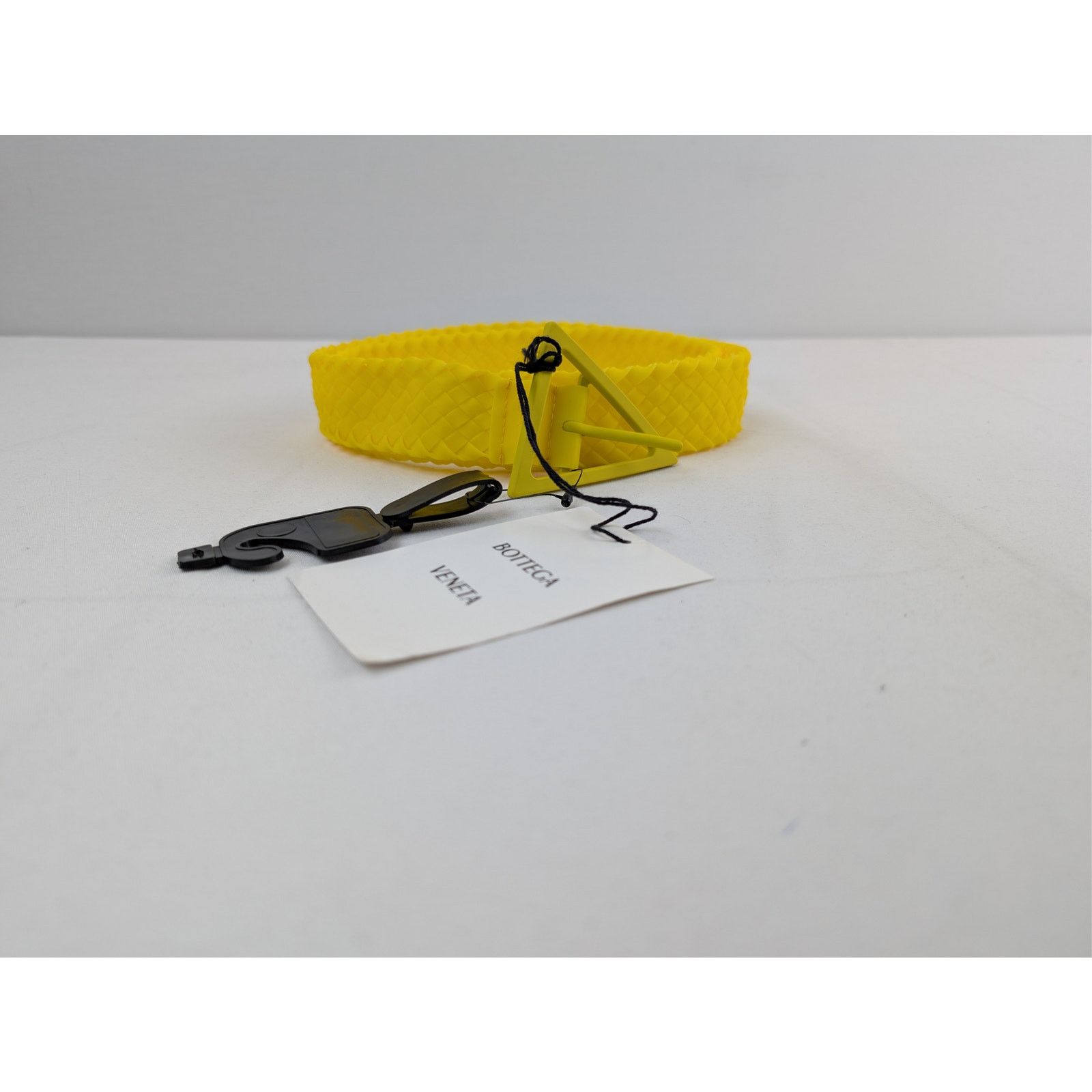 Bottega Veneta o1rshd1 Size: 90 / Intreccio Rubber Belt in Lemon Size 36 - 1 Thumbnail