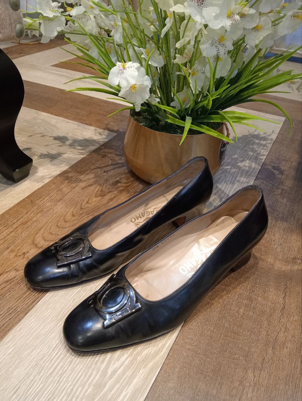 Salvatore Ferragamo LUXURY SALVATORE FERRAGAMO LEATHER HEELS BLACK Size US 8.5 / IT 38.5 - 3 Thumbnail