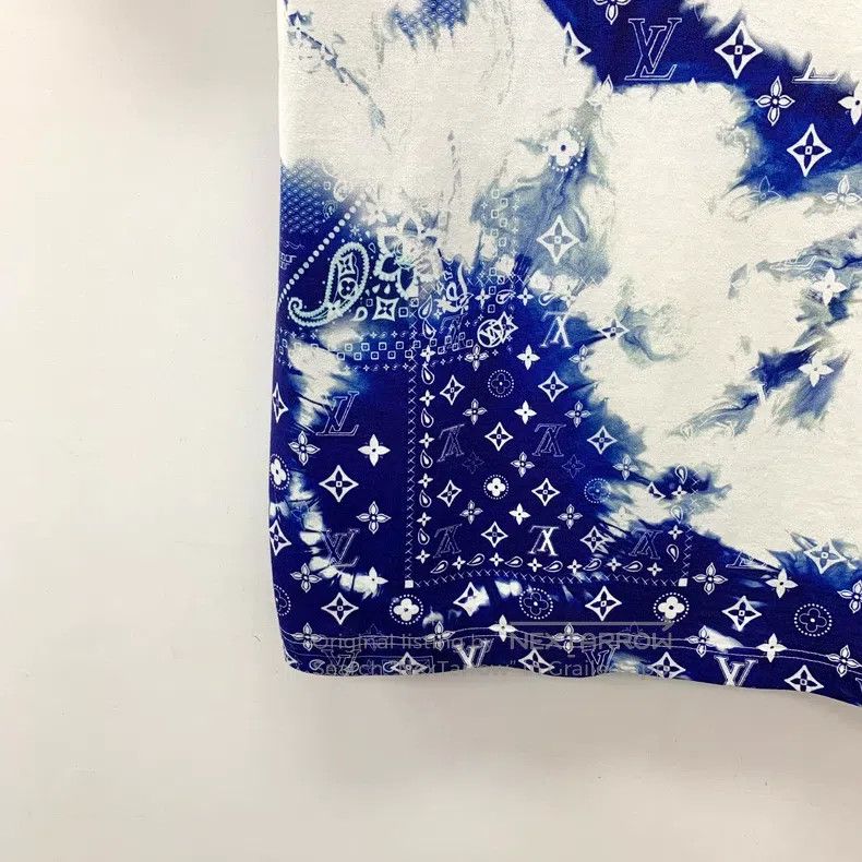 Louis Vuitton Louis Vuitton Blue logo cashew print full print tie-dyed c Size US S / EU 44-46 / 1 - 4 Thumbnail