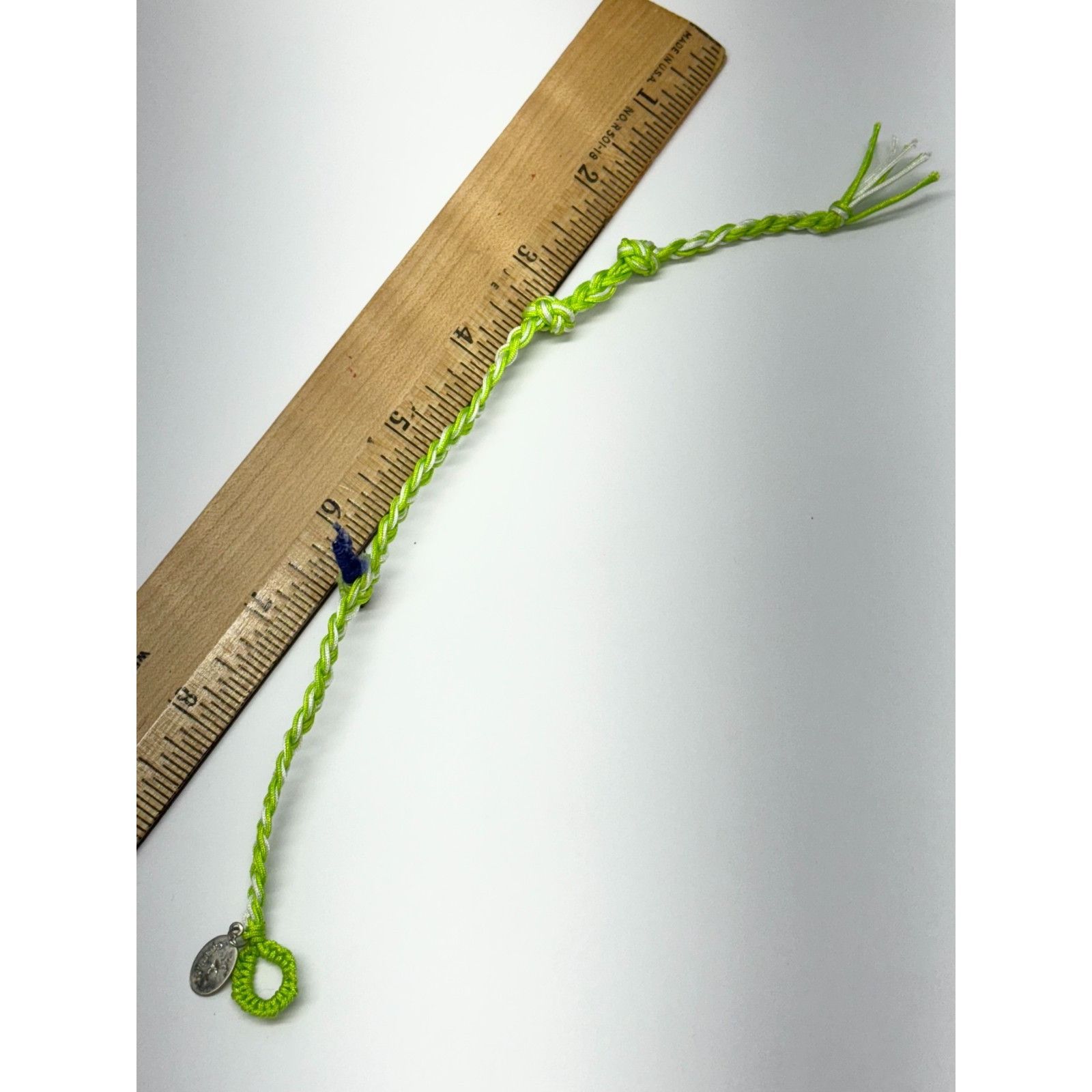 Vintage Vintage woven braided worry doll bracelet green and white Size ONE SIZE - 4 Thumbnail